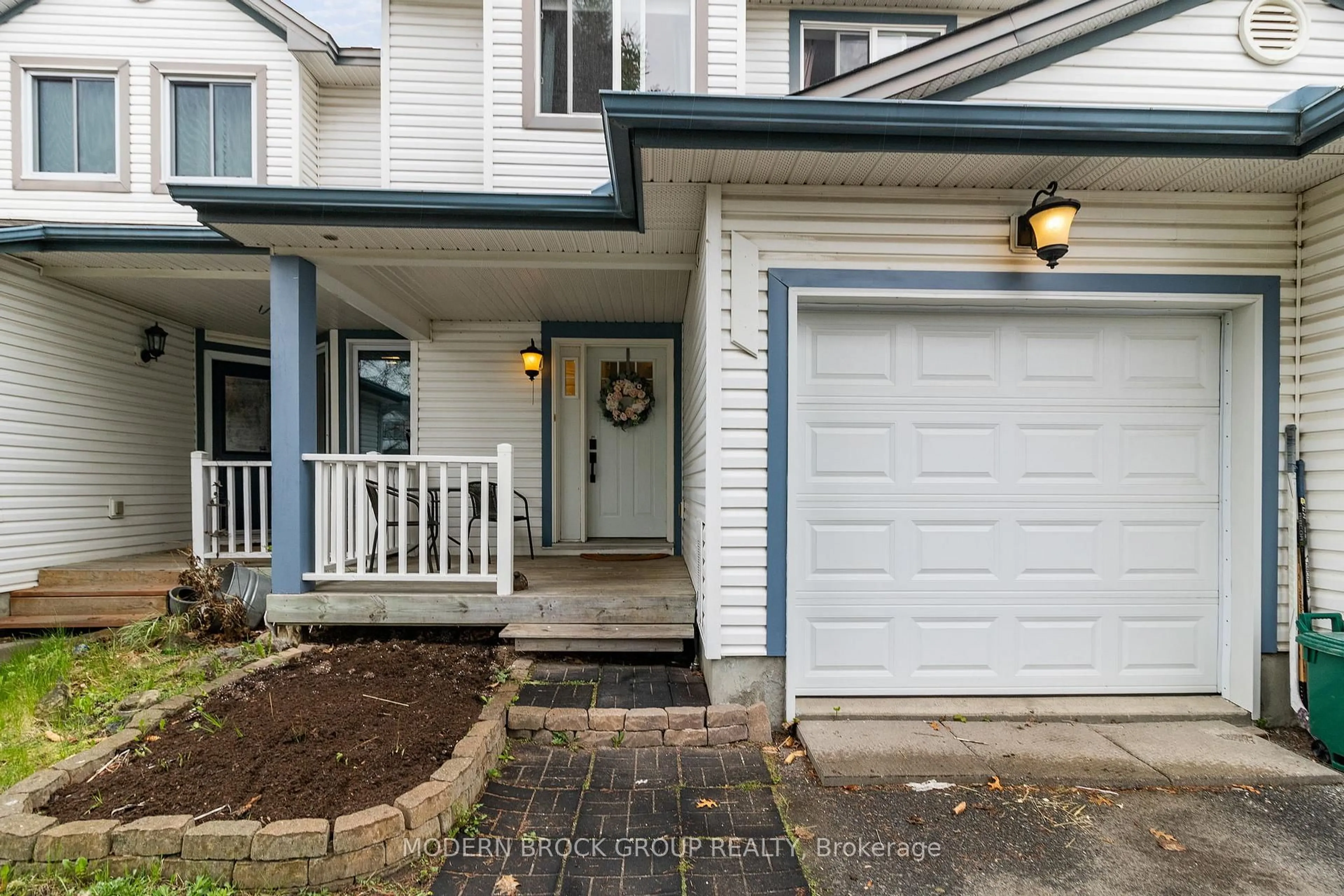 Unknown for 828 Maley St, North Grenville Ontario K0G 1J0
