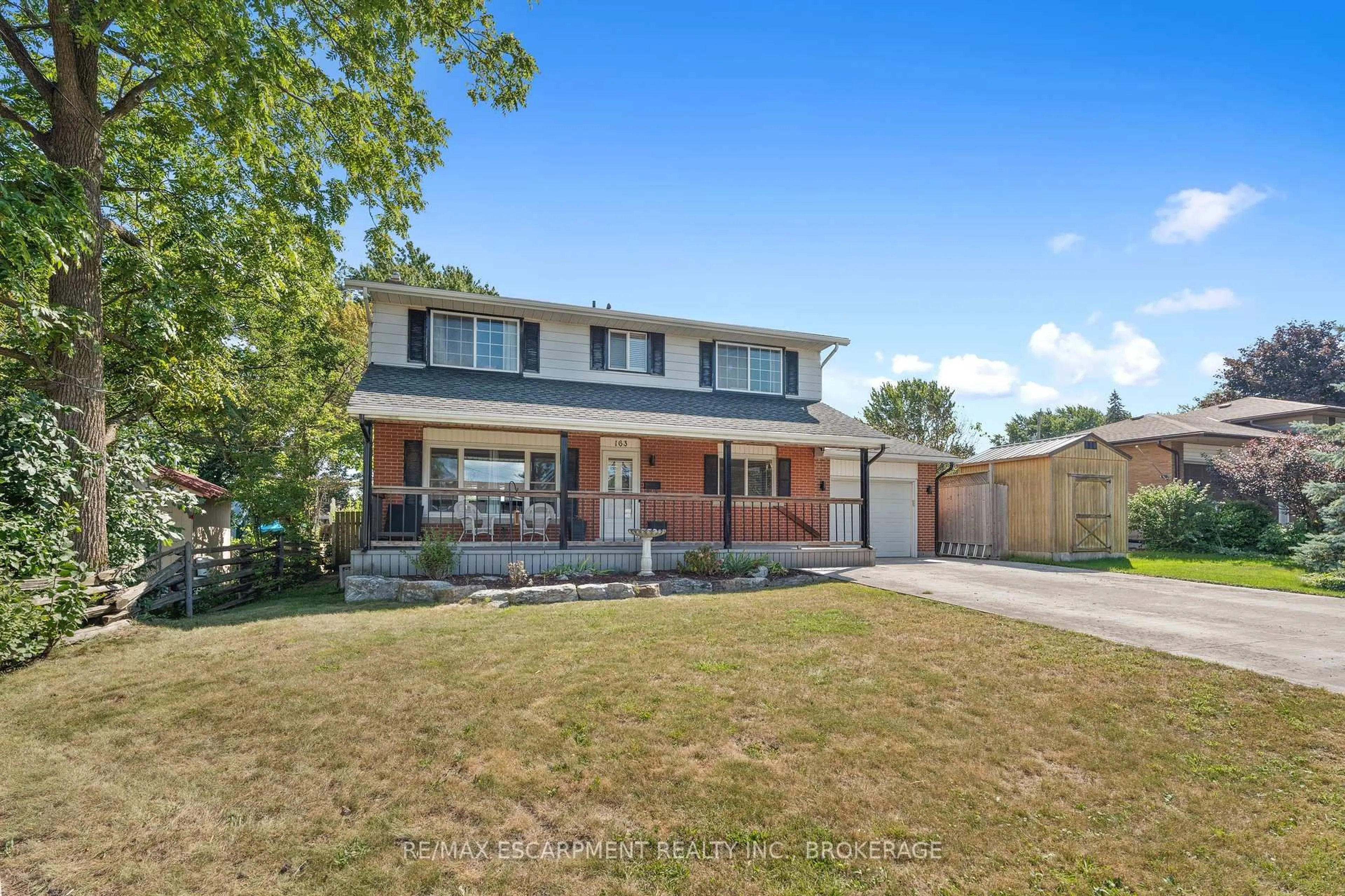 Home with brick exterior material, street for 163 Champlain Dr, Fort Erie Ontario L2A 1Z9