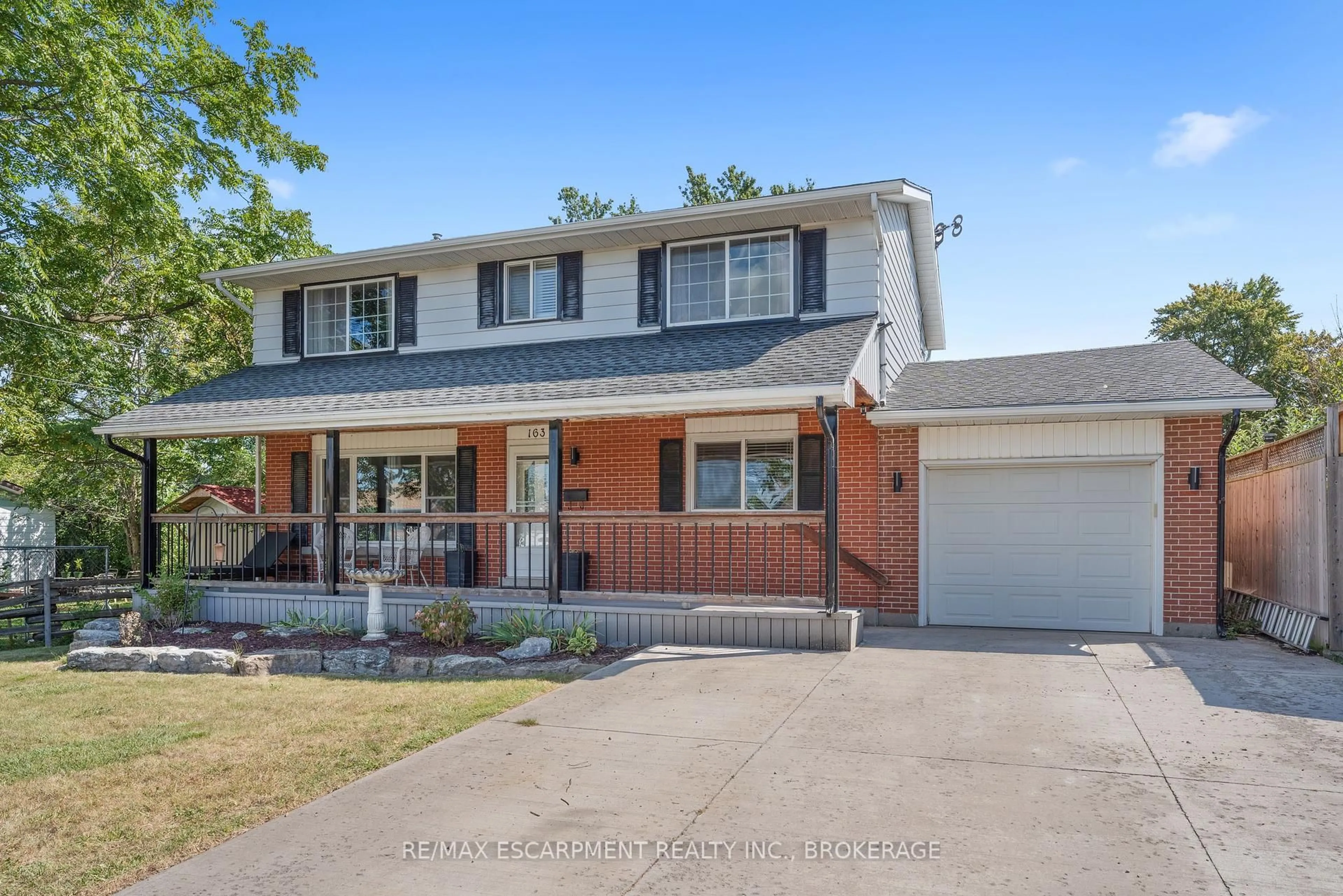 Home with brick exterior material, street for 163 Champlain Dr, Fort Erie Ontario L2A 1Z9