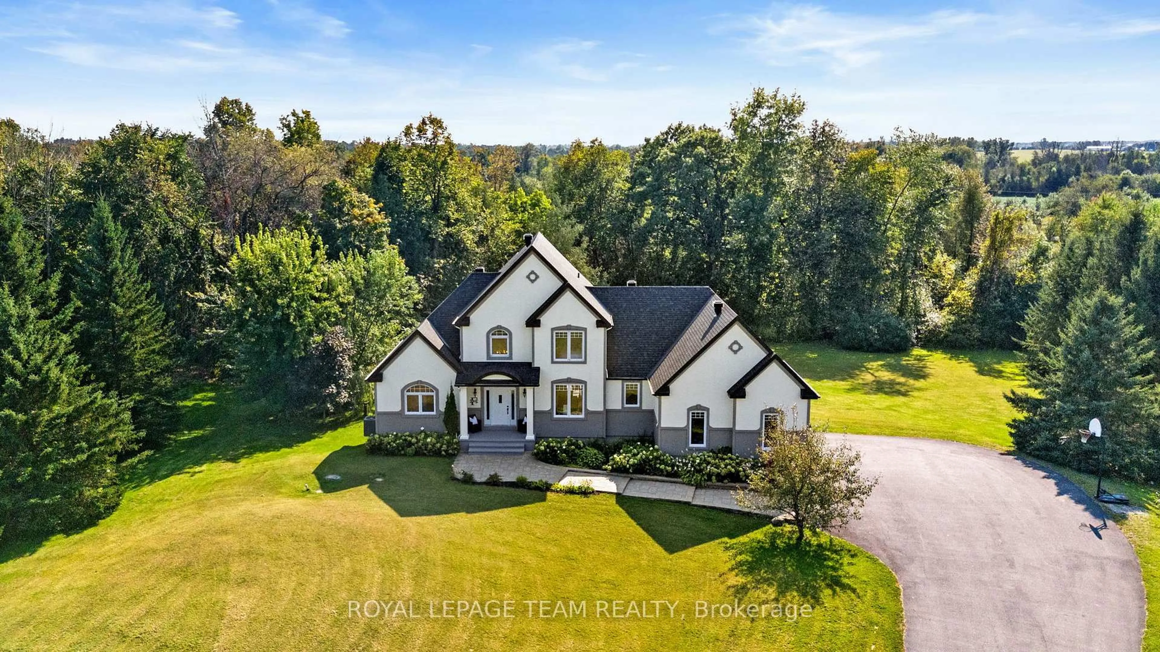 A pic from outside/outdoor area/front of a property/back of a property/a pic from drone, unknown for 112 Lady Lochead Lane, Carp Ontario K0A 1L0