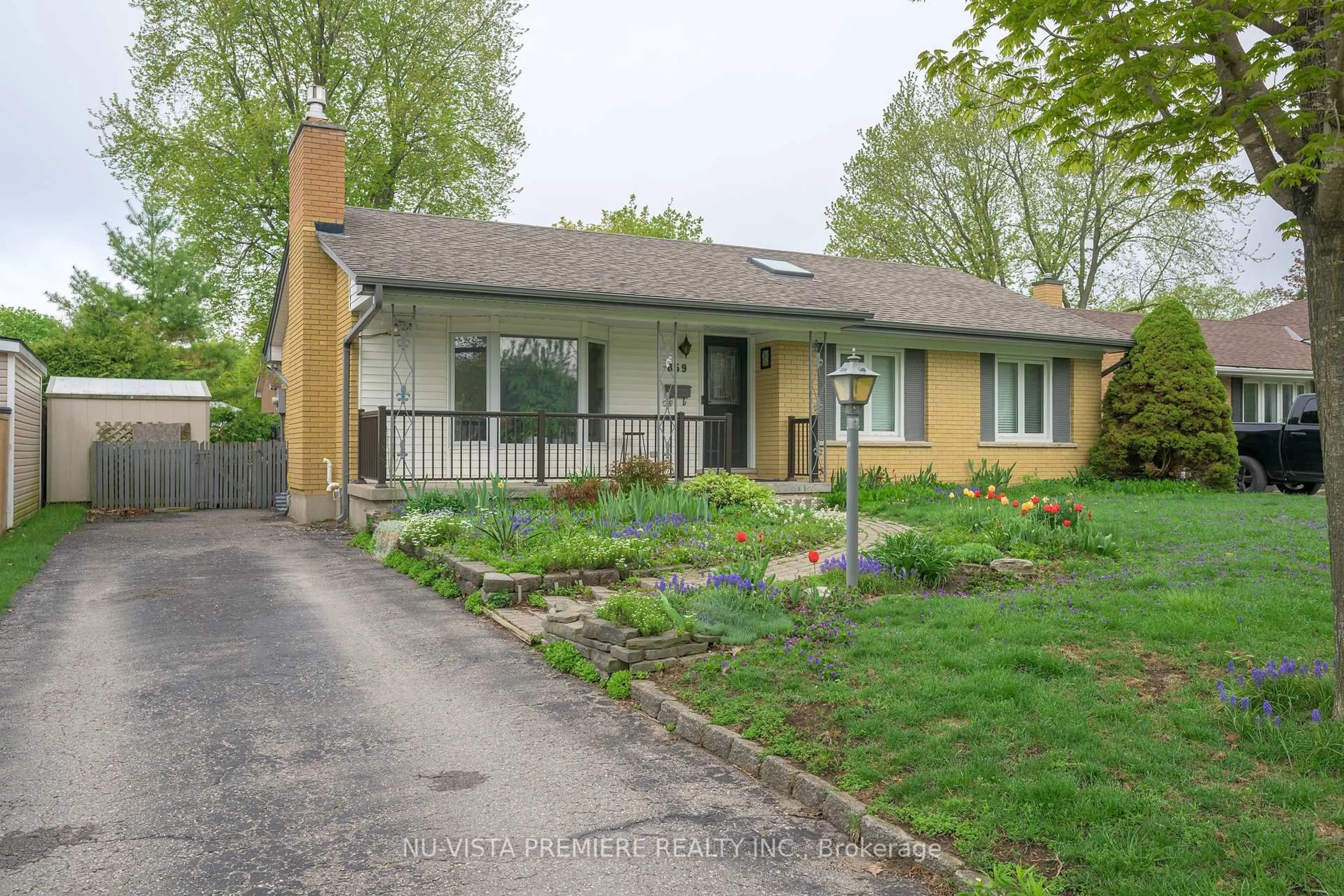 Unknown for 859 Dalkeith Cres, London North Ontario N5X 1S5