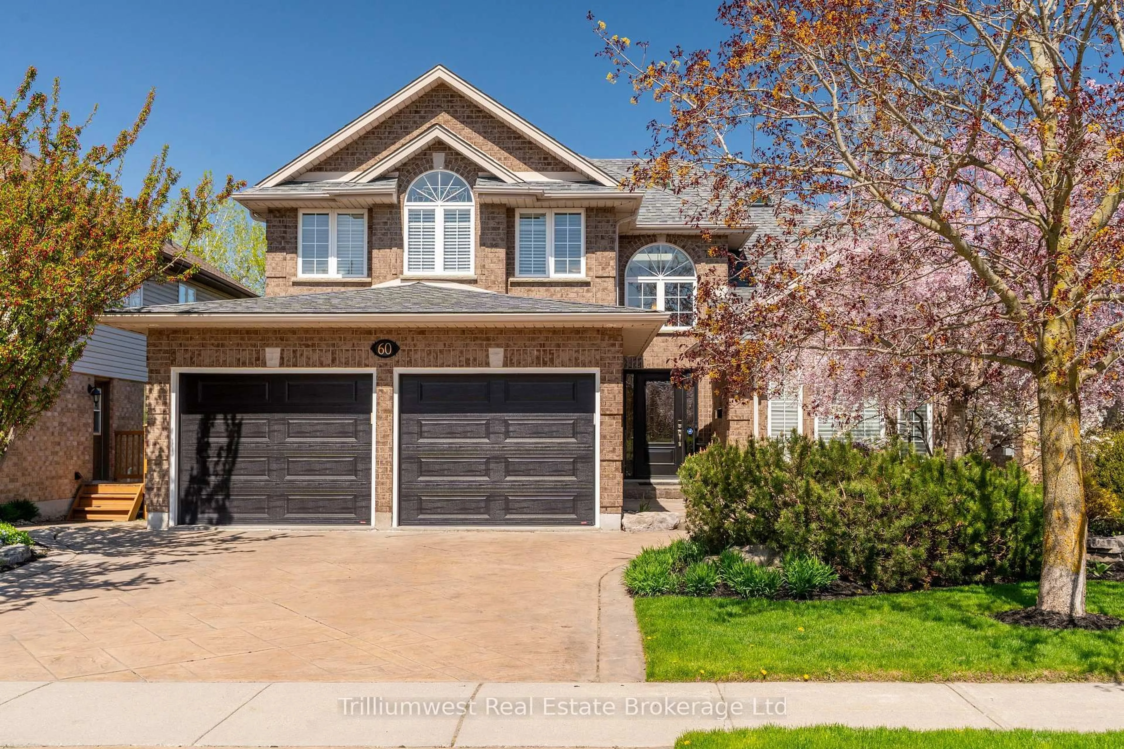 Home with brick exterior material, street for 60 Robin Rd, Guelph Ontario N1L 1H4