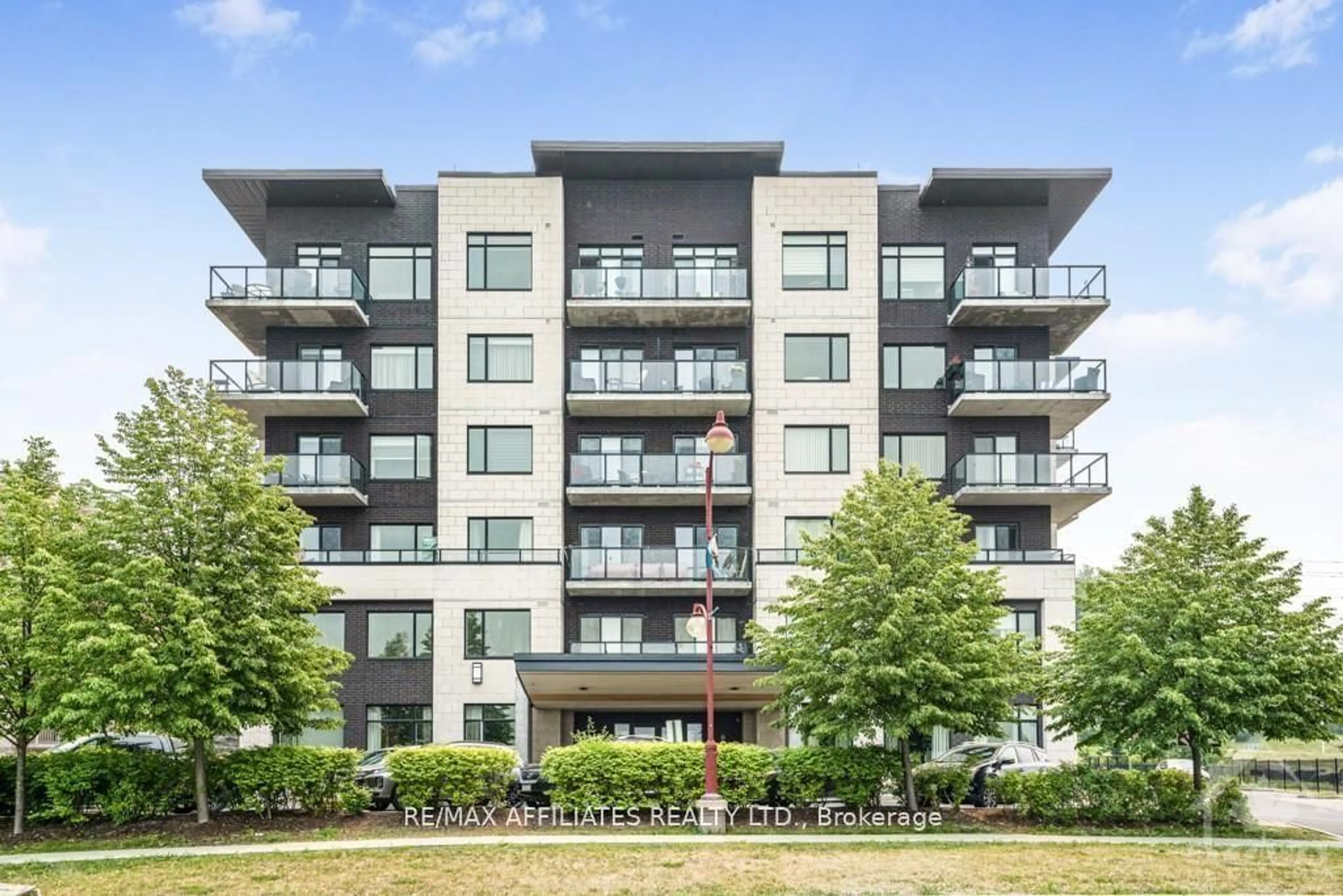 Unknown for 310 Centrum Blvd #109, Ottawa Ontario K1E 0A3