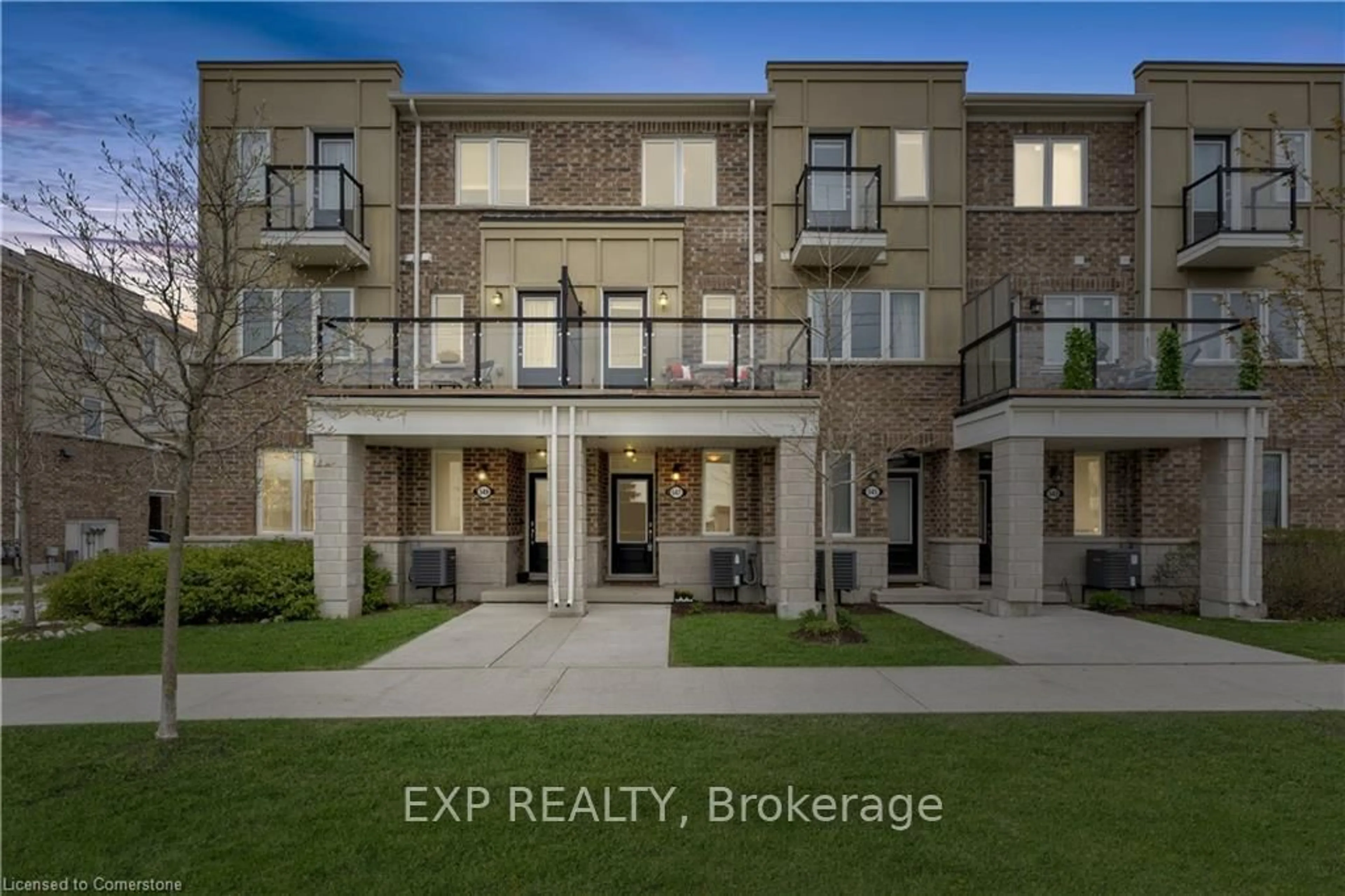 A pic from outside/outdoor area/front of a property/back of a property/a pic from drone, building for 547 Goldenrod Lane, Kitchener Ontario N2R 0L7