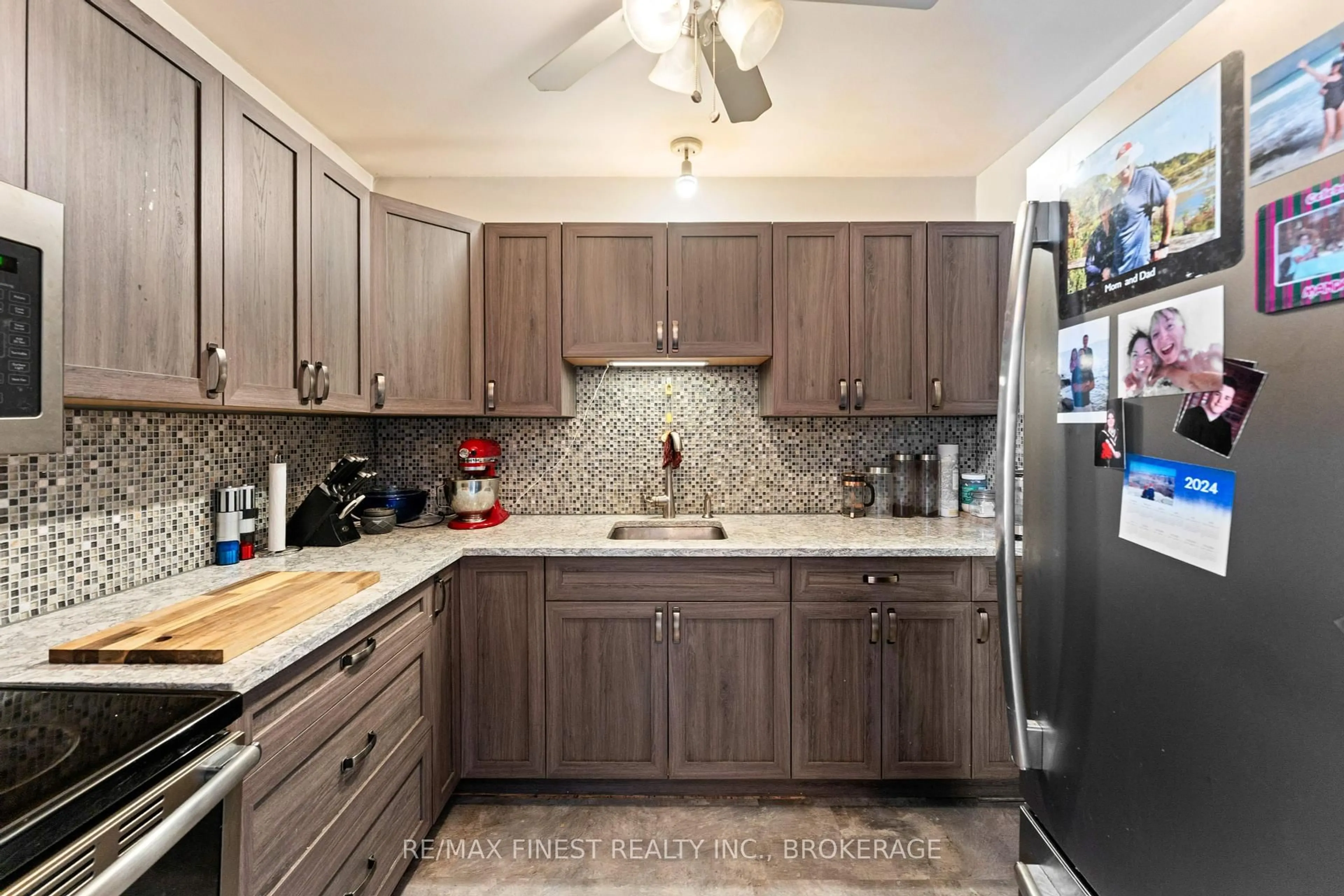 Standard kitchen, ceramic/tile floor for 41 Meadow Lane, Greater Napanee Ontario K7R 3R8