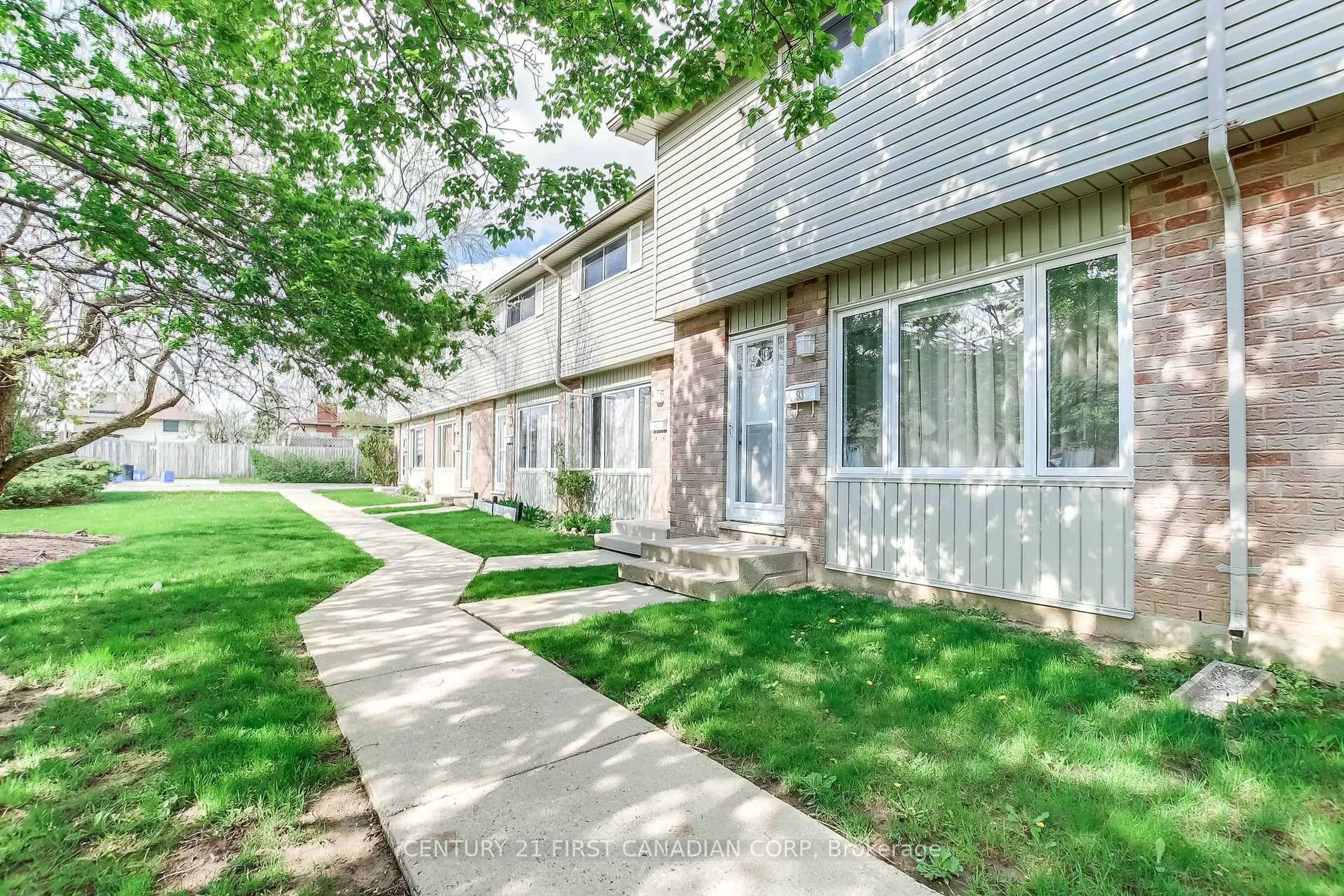 Unknown for 1095 Jalna Blvd #93, London South Ontario N6E 2Y7