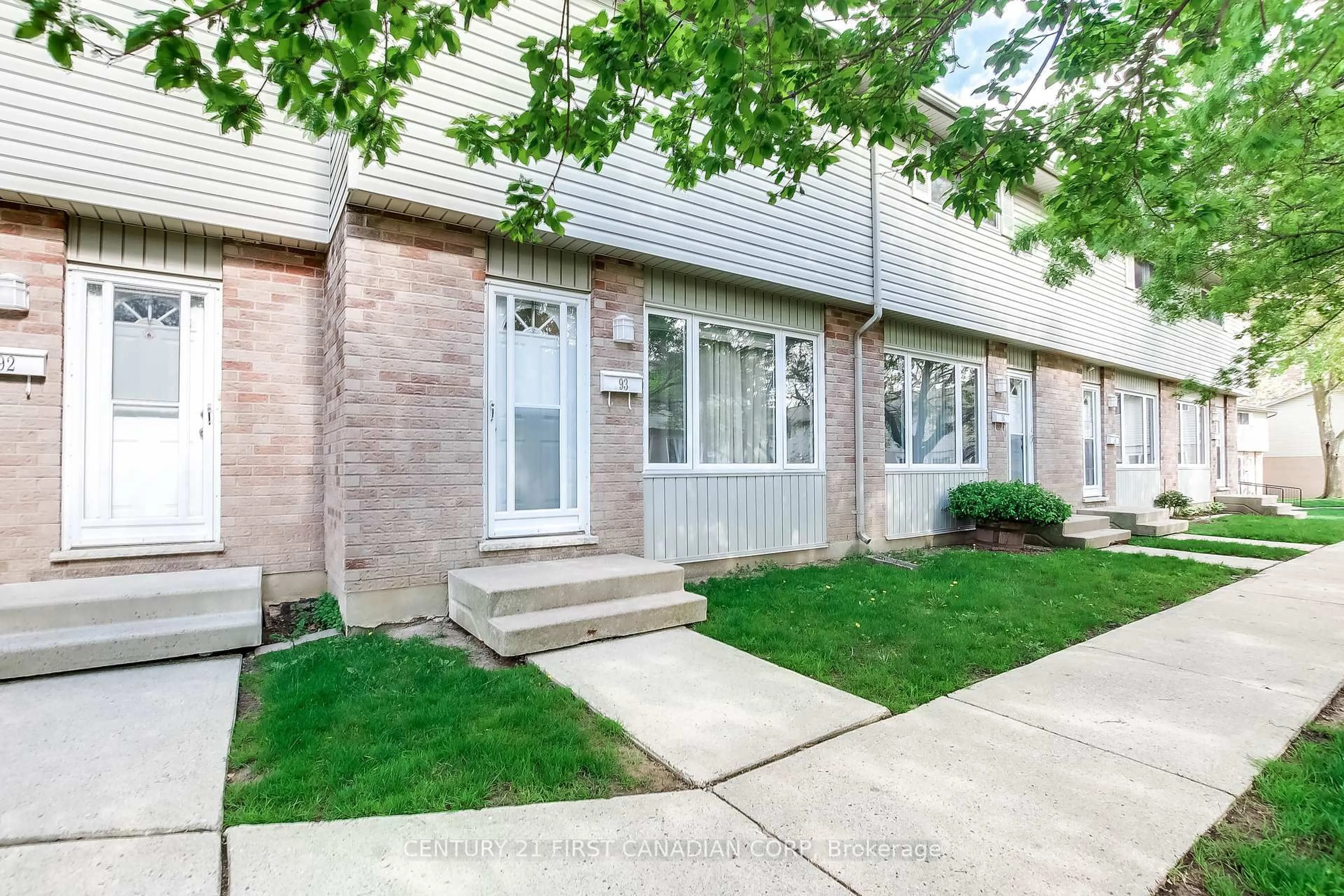 Unknown for 1095 Jalna Blvd #93, London South Ontario N6E 2Y7