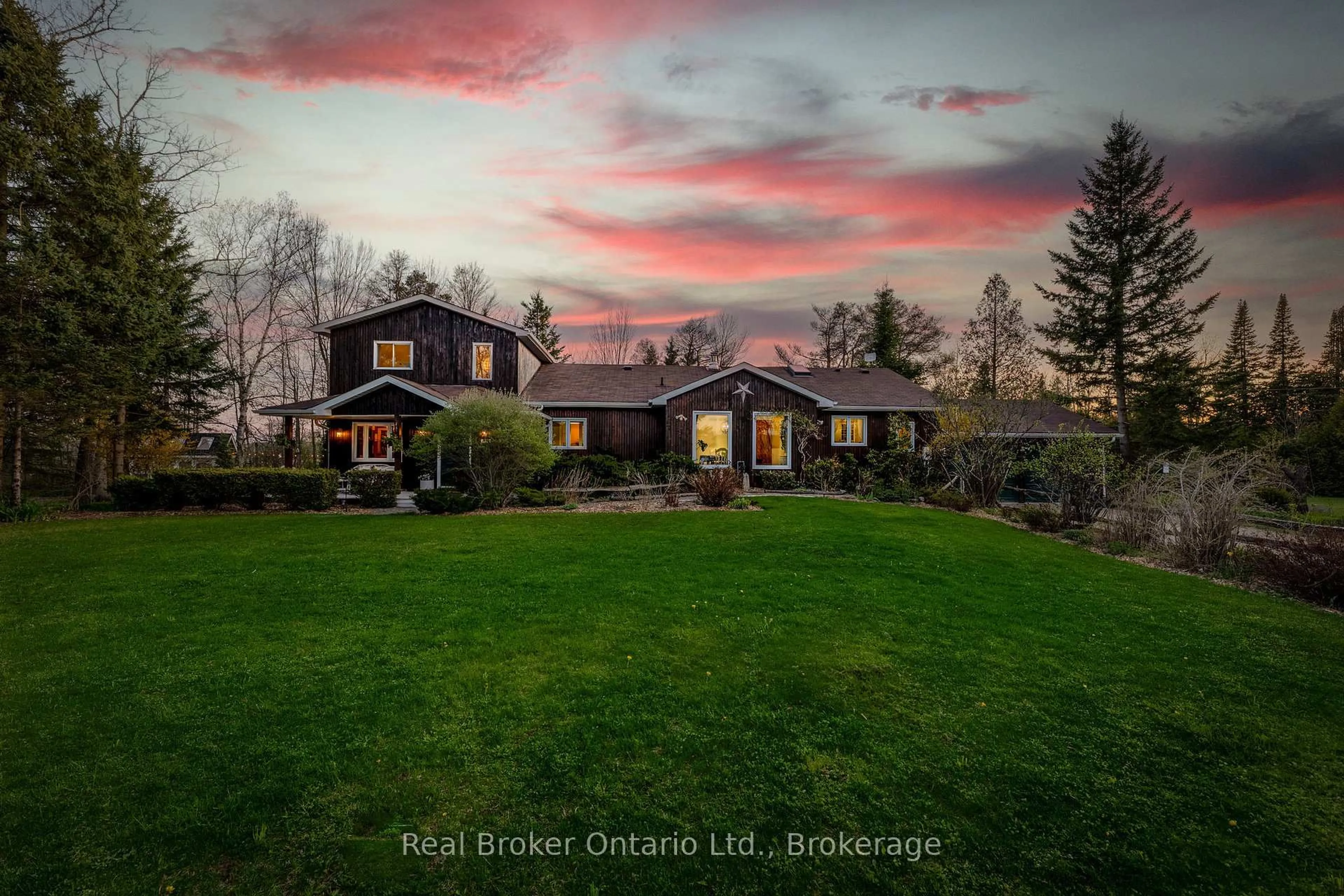 A pic from outside/outdoor area/front of a property/back of a property/a pic from drone, water/lake/river/ocean view for 6024 Fourth Line, Erin Ontario L0N 1N0