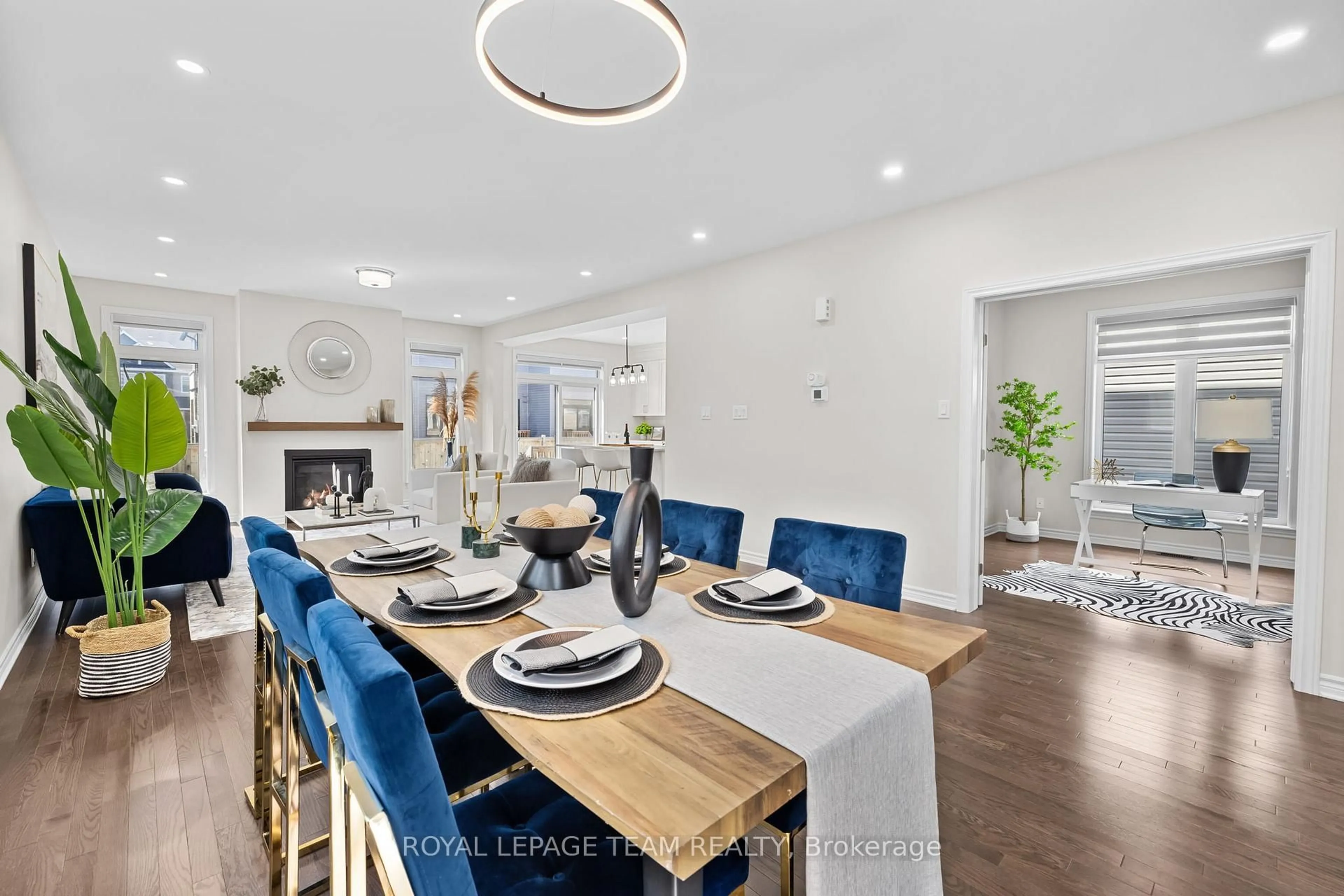 Unknown for 908 Echinacea Row, Ottawa Ontario K2J 7A3