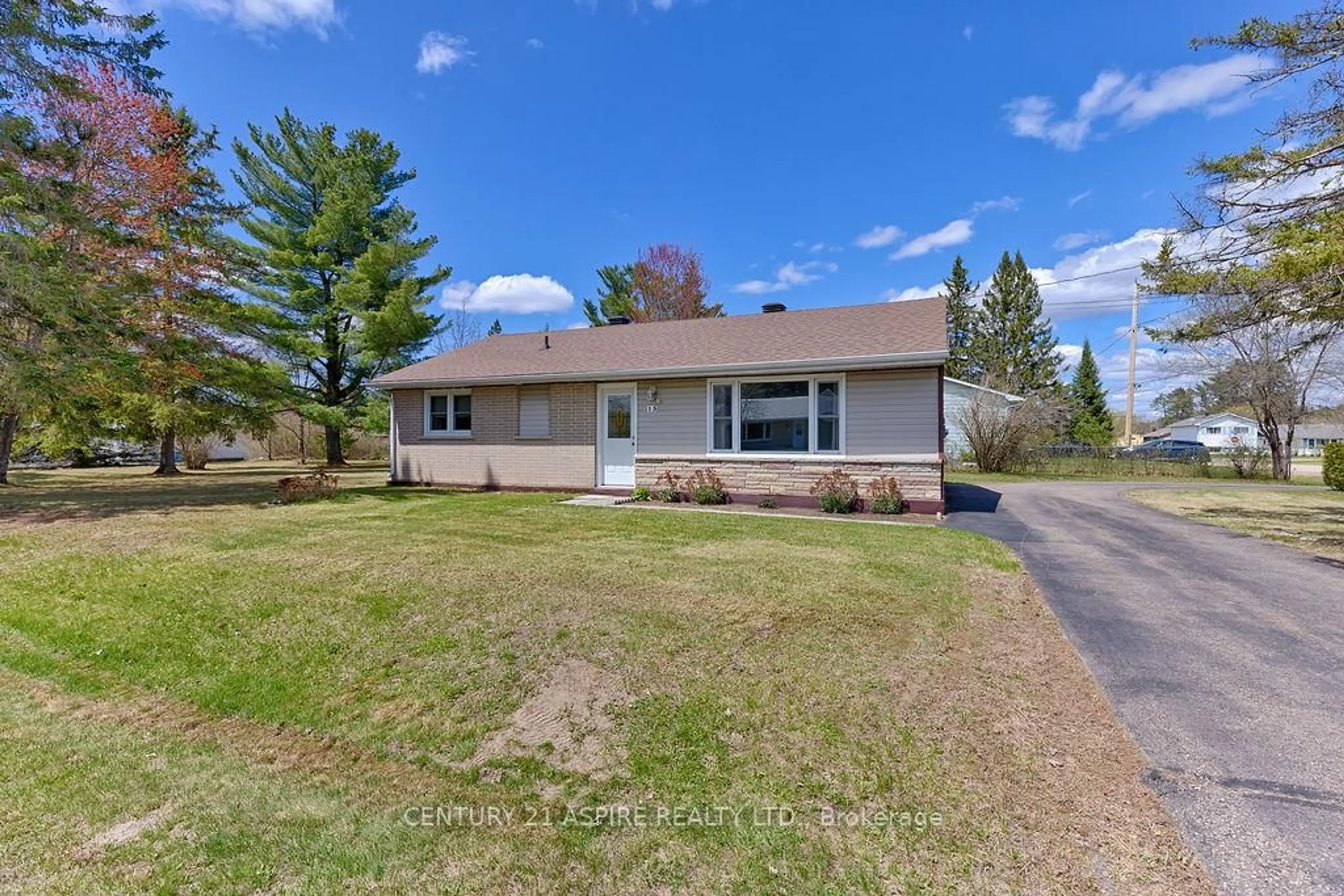 A pic from outside/outdoor area/front of a property/back of a property/a pic from drone, unknown for 15 Michael Cres, Petawawa Ontario K8H 2L5