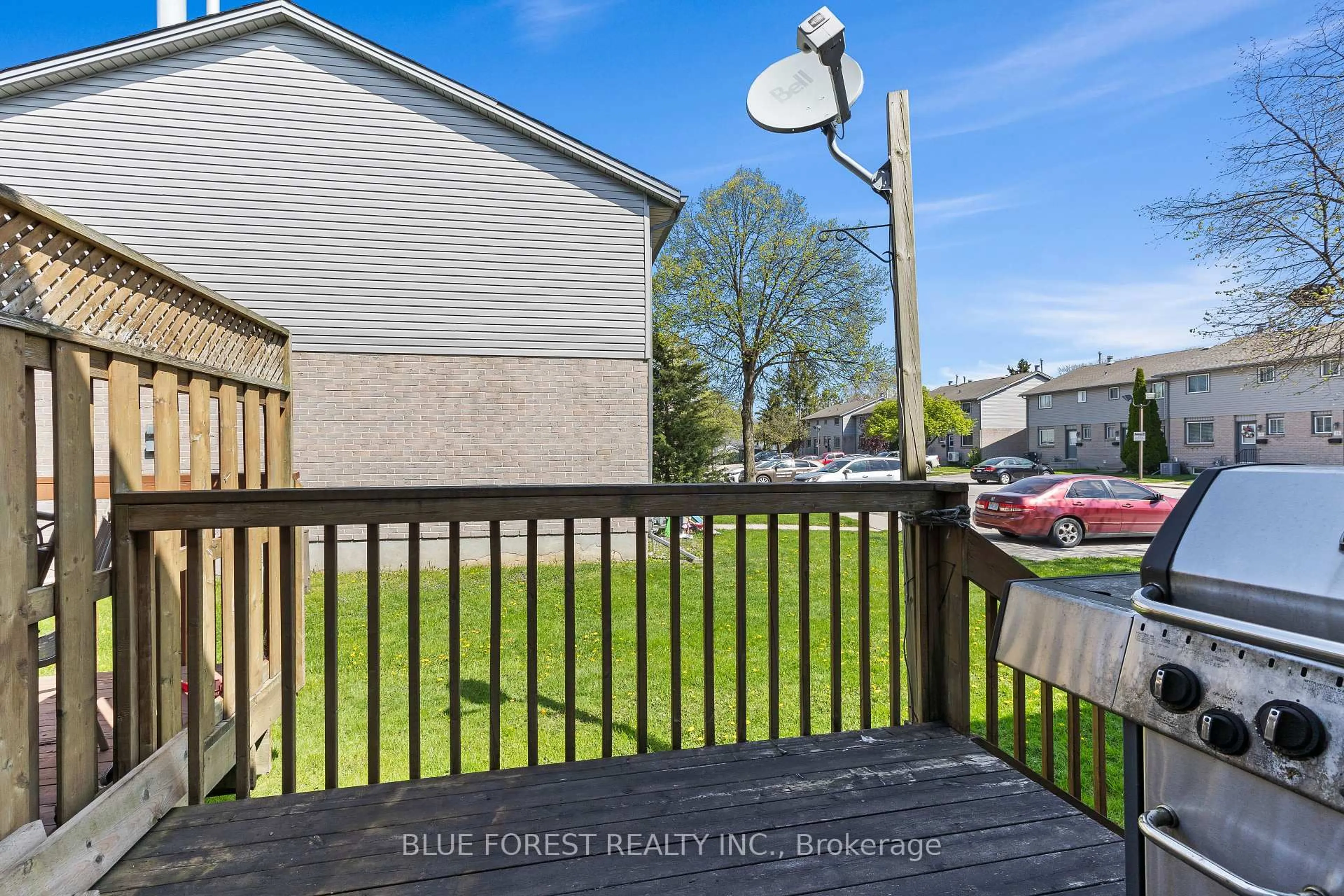 Patio, unknown for 490 Third St St #10, London East Ontario N5V 4A2
