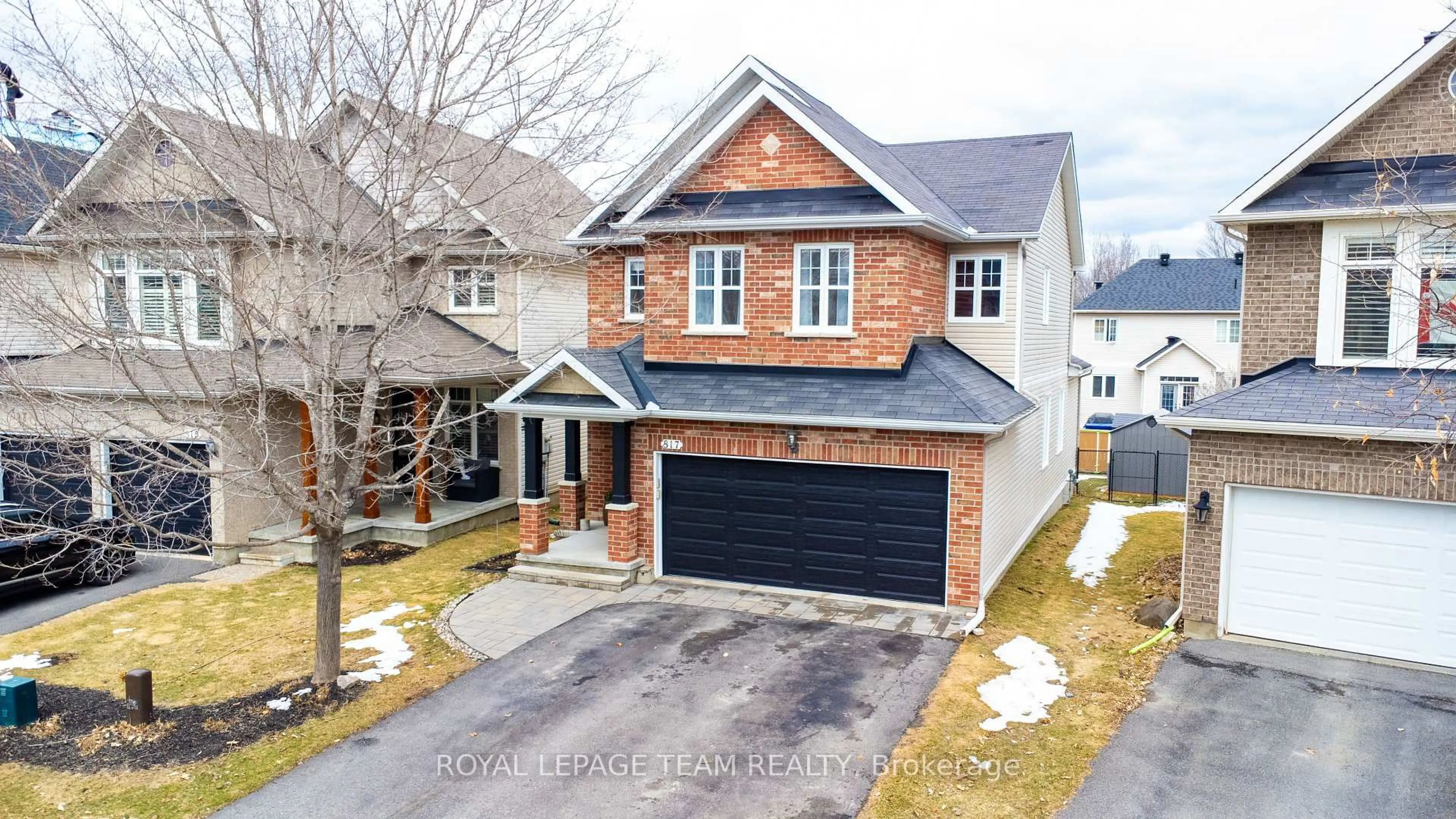 Home with brick exterior material, street for 817 Feather Moss Way, Ottawa Ontario K1V 1X3