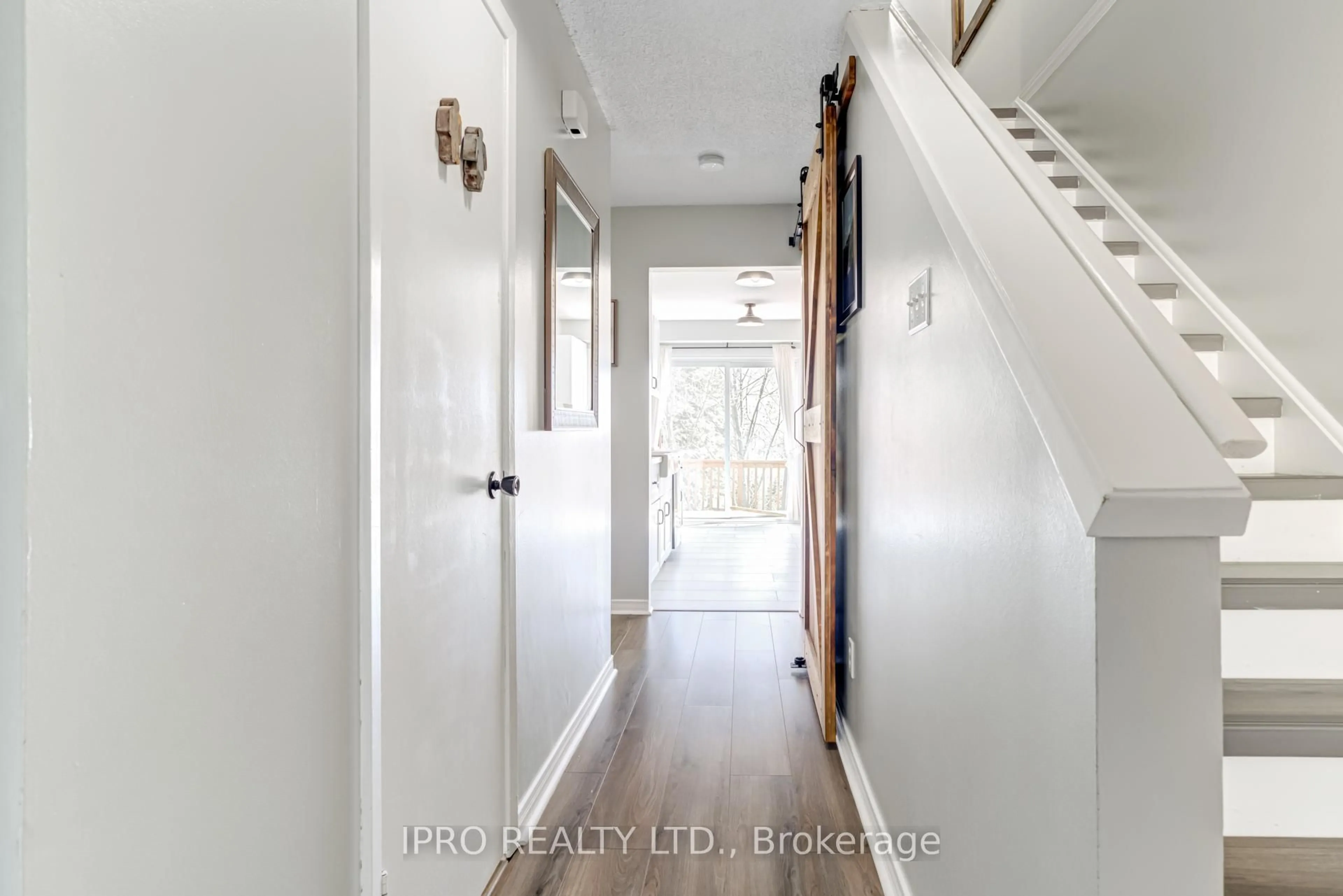 Indoor entryway for 16 Hadati Rd #53, Guelph Ontario N1E 6M2