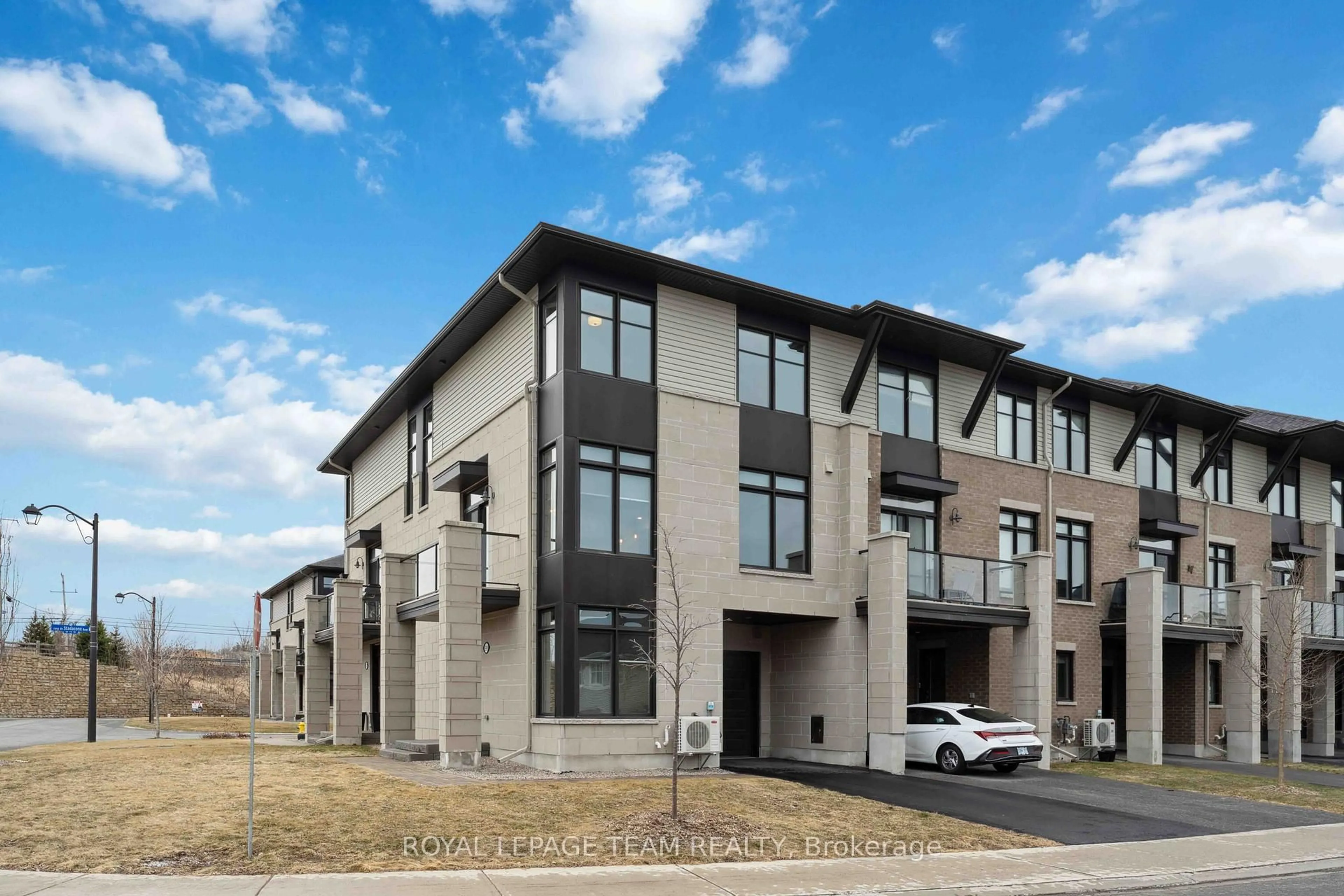 Home with brick exterior material, street for 599 CARTOGRAPHE St, Ottawa Ontario K4A 3N6