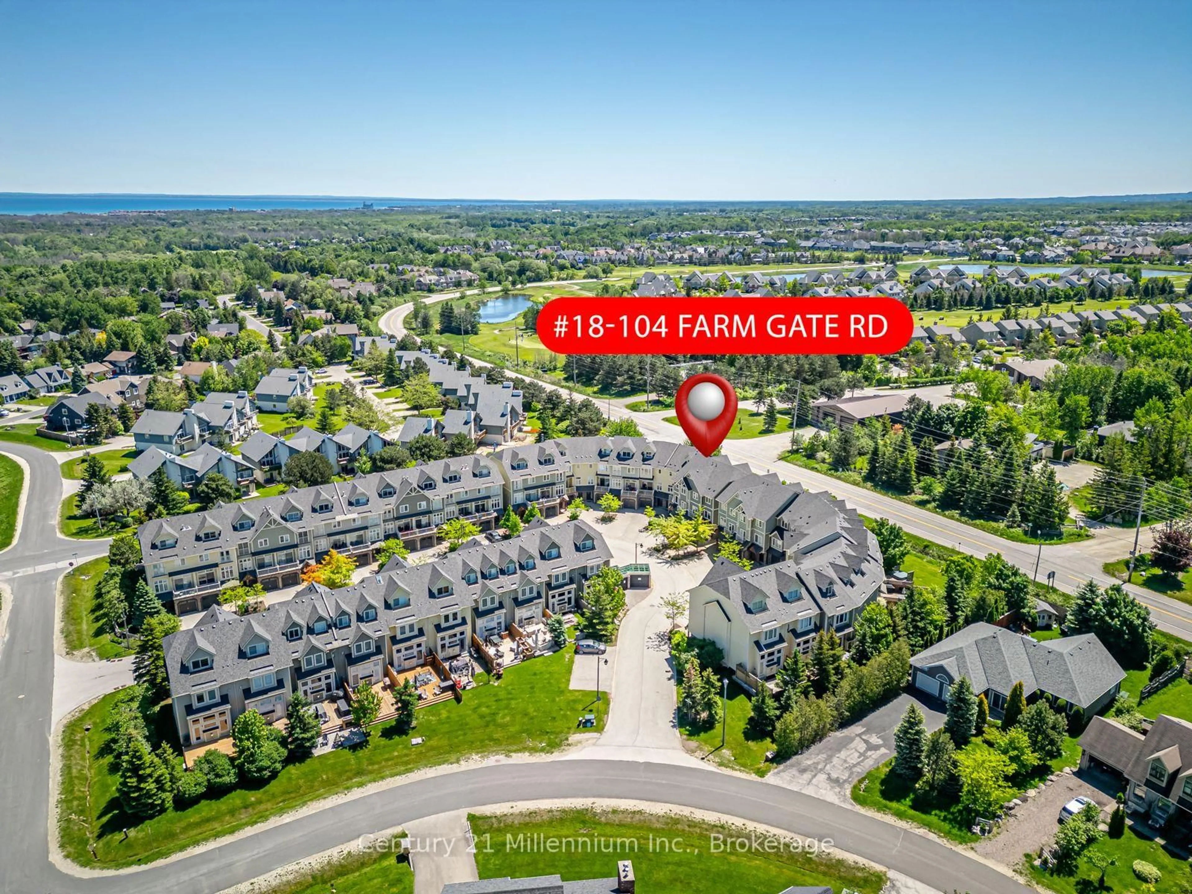 A pic from outside/outdoor area/front of a property/back of a property/a pic from drone, unknown for 104 Farm Gate Rd #18, Blue Mountains Ontario L9Y 3Z2