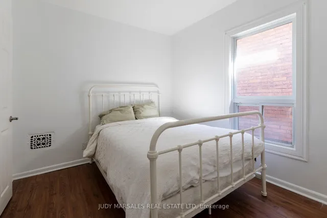 Additional property image - 14 Greig St