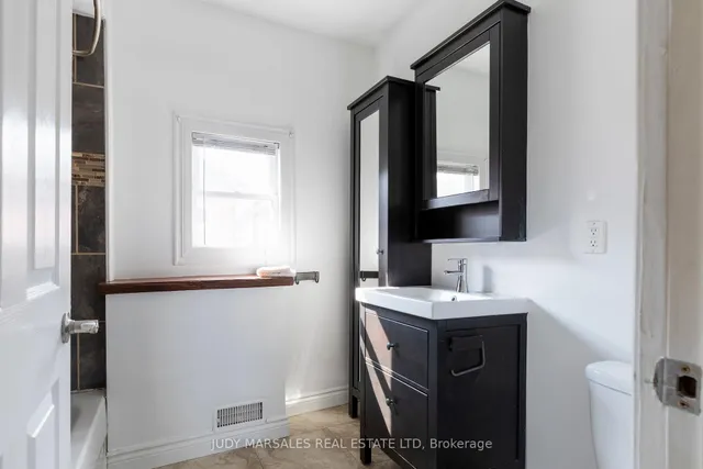 Additional property image - 14 Greig St