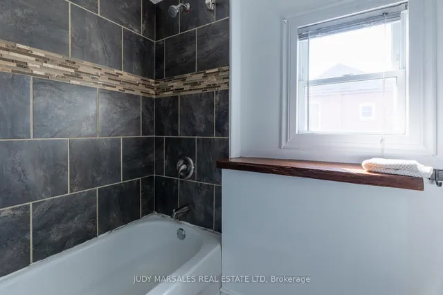 Additional property image - 14 Greig St