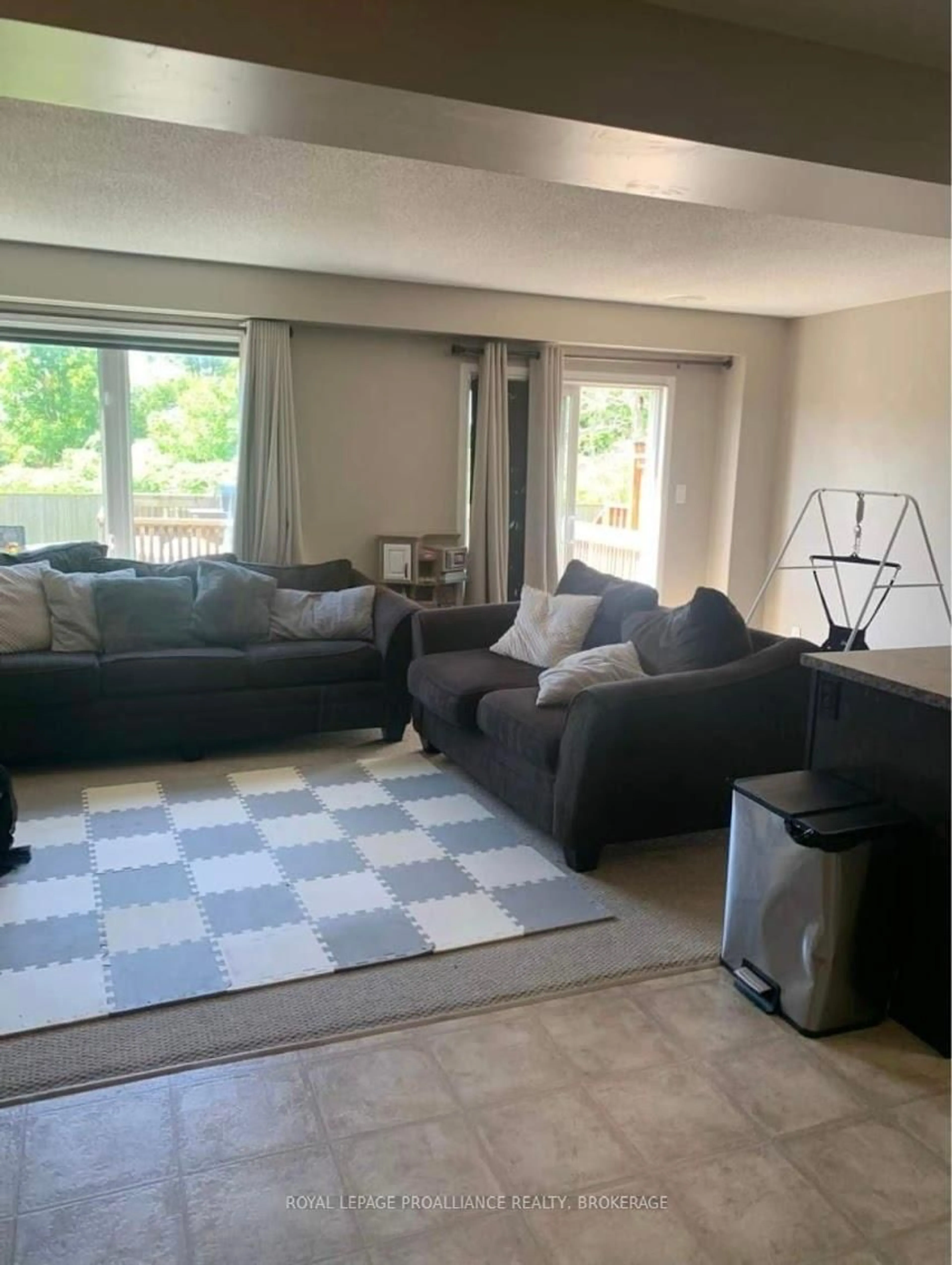 Living room with furniture, unknown for 1576 Crimson Cres, Kingston Ontario K7P 0J3