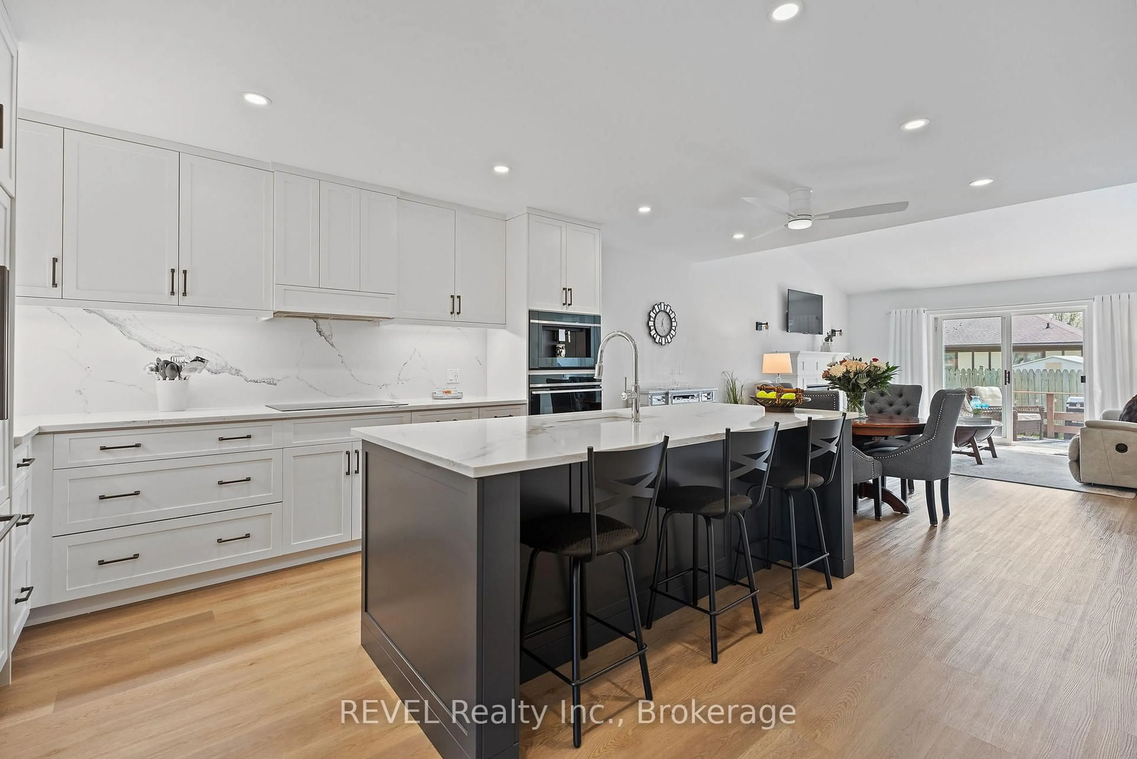 Open concept kitchen, unknown for 630 Albert St #2, Fort Erie Ontario L2A 6R7