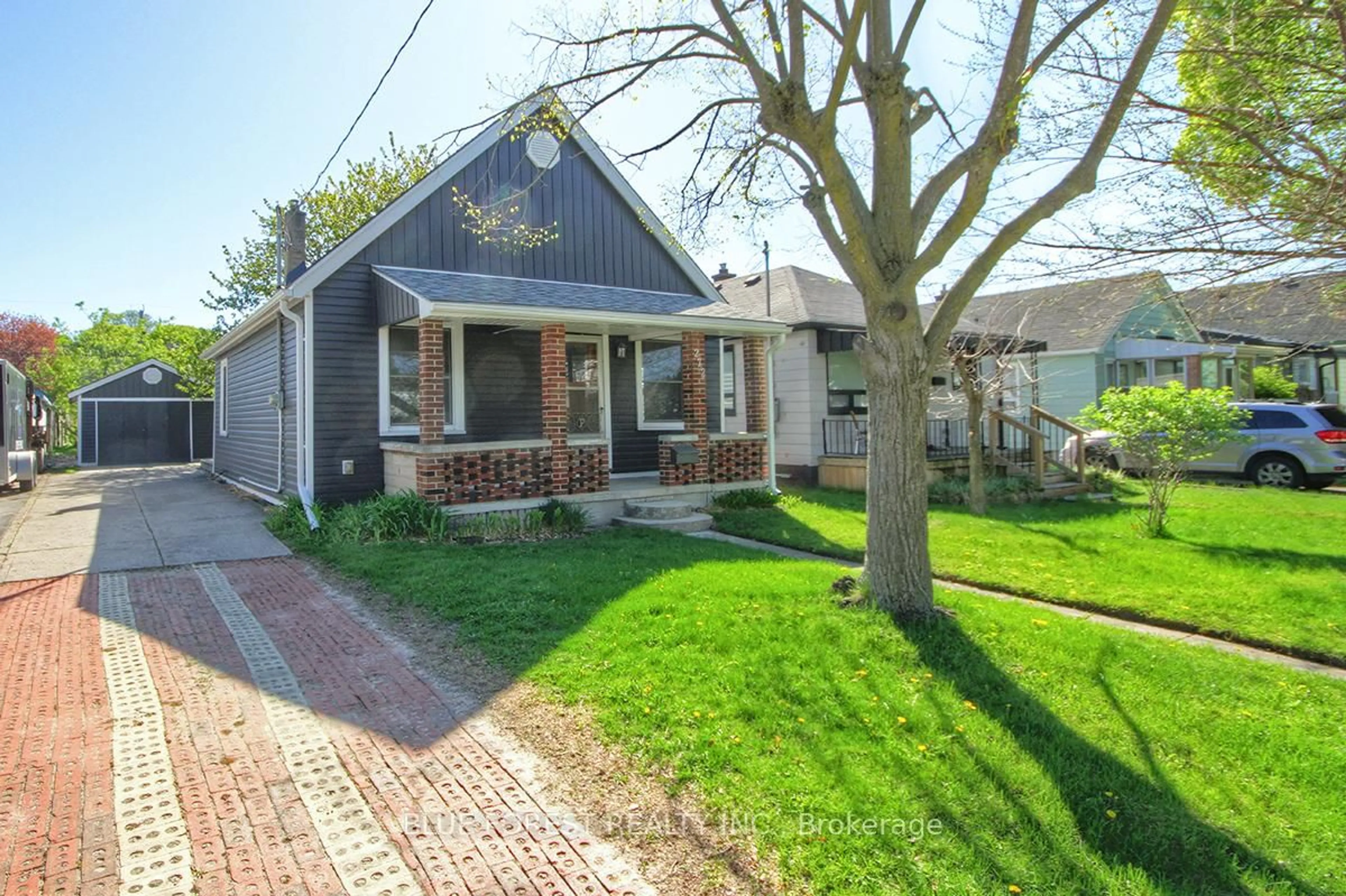 Home with brick exterior material, street for 272 Sanders St, London East Ontario N5Z 2T2
