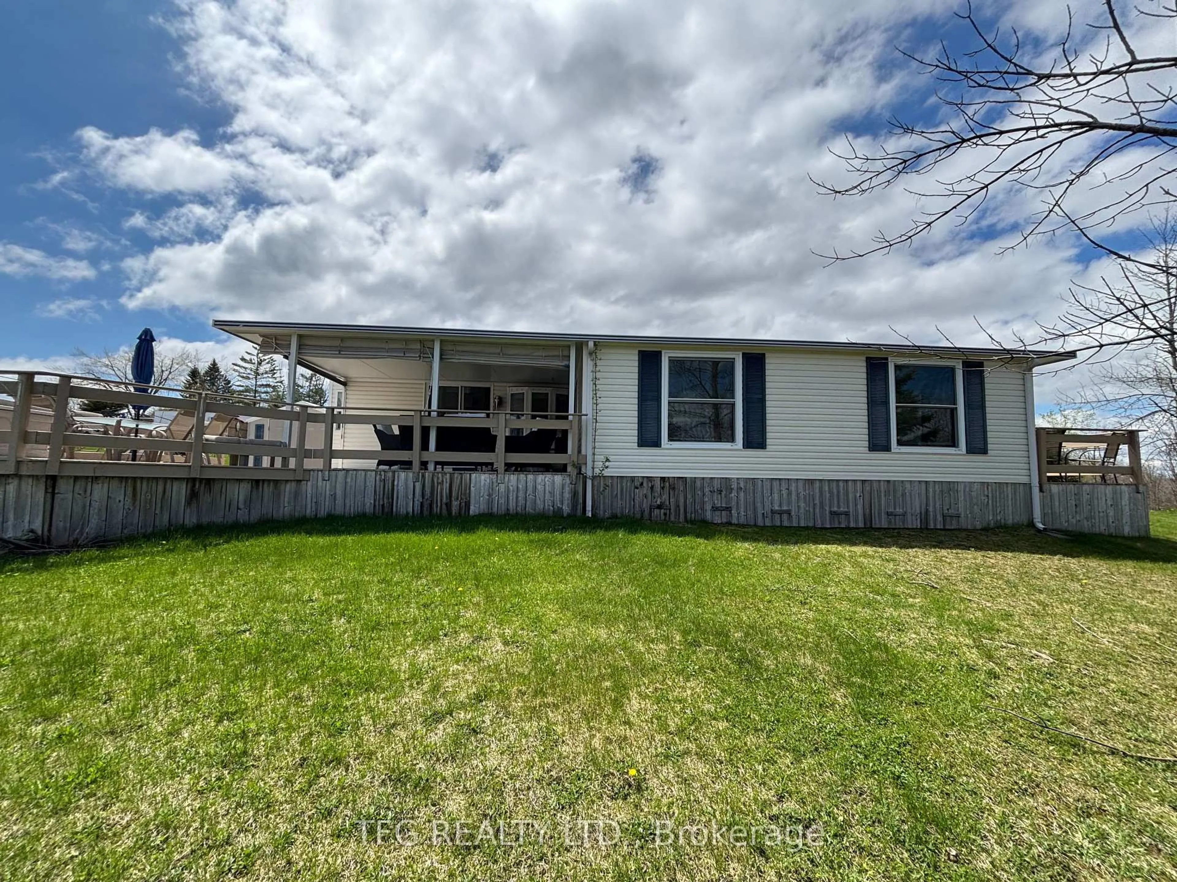 Home with vinyl exterior material, water/lake/river/ocean view for 1043 Asphodel 2nd Line #181, Asphodel-Norwood Ontario K0L 1Y0