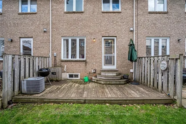 Property image - 1809 Upper Wentworth St Unit 11