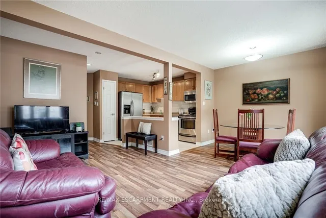 Additional property image - 1809 Upper Wentworth St Unit 11