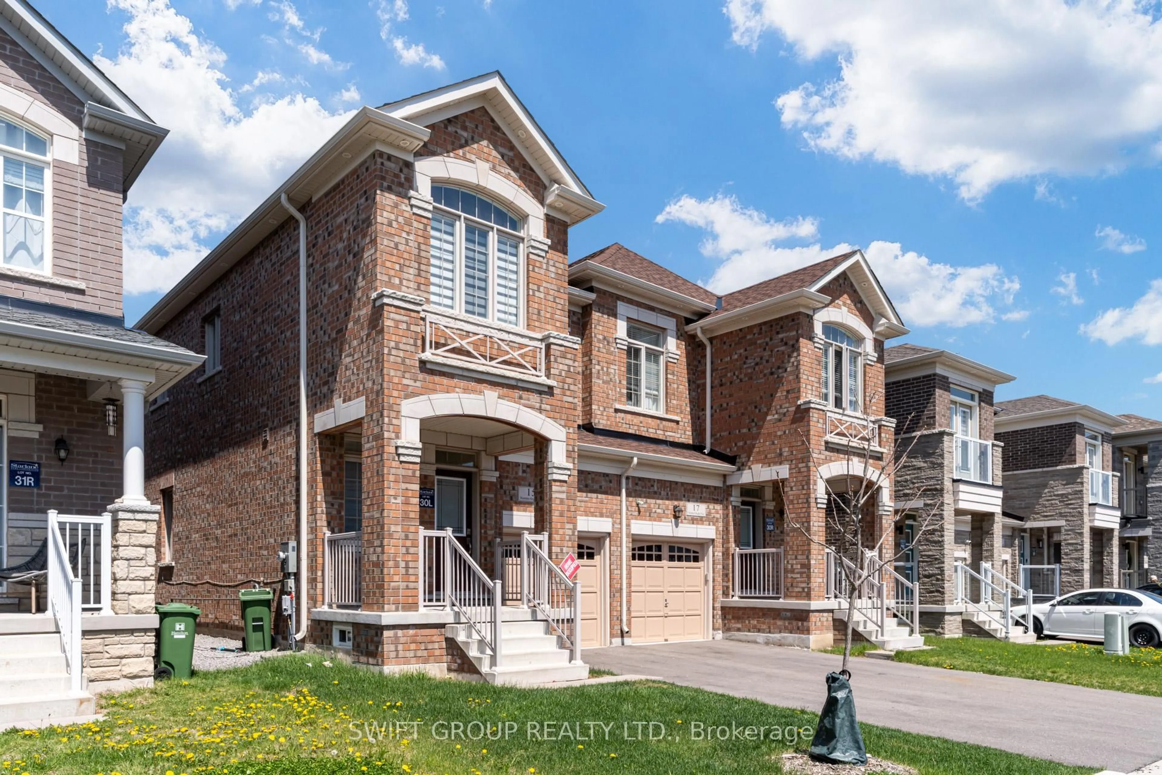Home with brick exterior material, street for 15 Mountain Heights Pl, Hamilton Ontario L8B 1X7