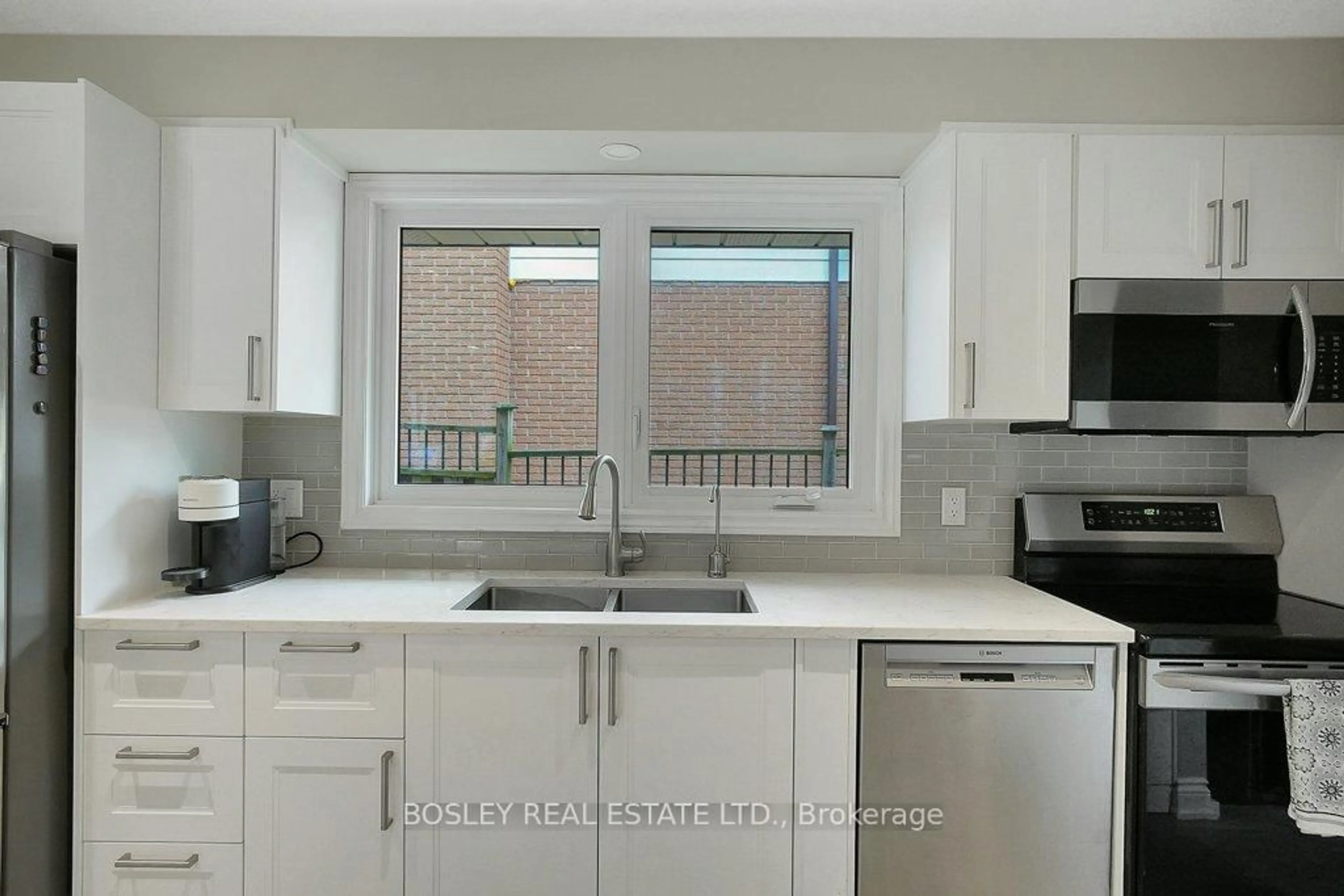 Unknown for 116 Gunn Ave, Cambridge Ontario N3C 2Z6
