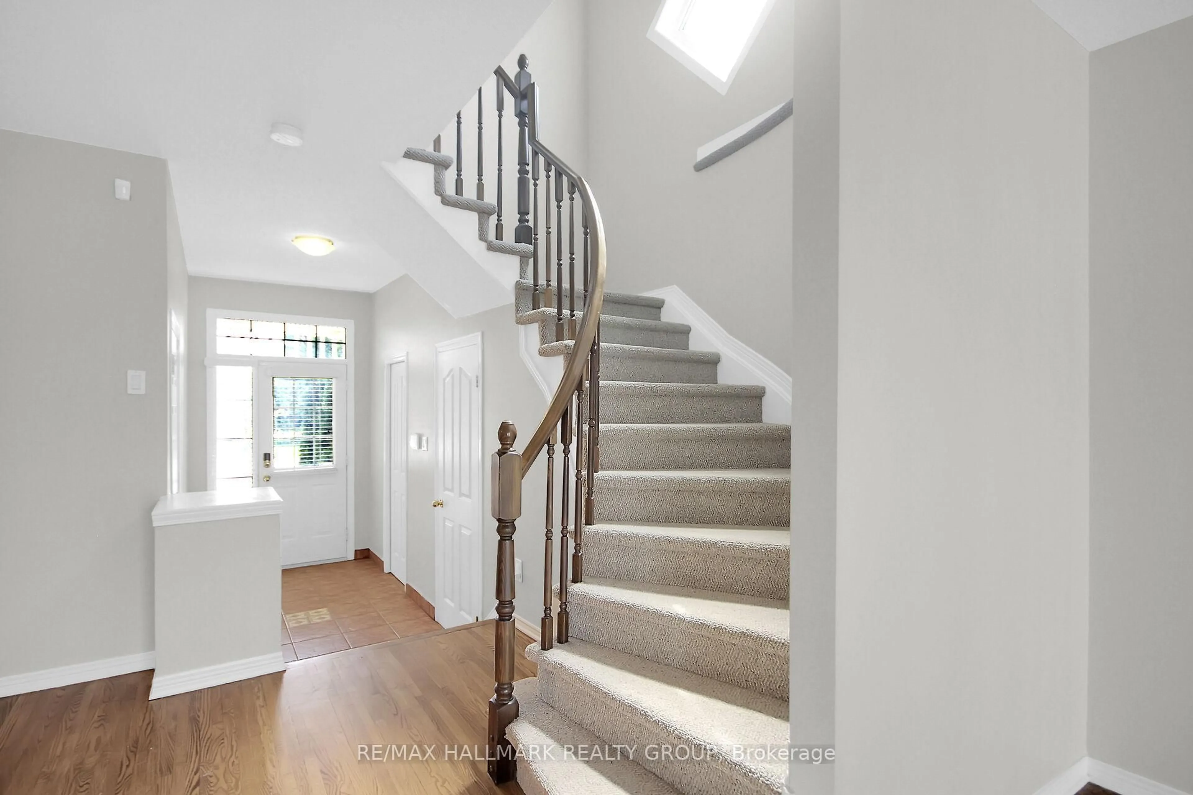 Unknown for 4432 Wildmint Sq, Ottawa Ontario K1V 1N7