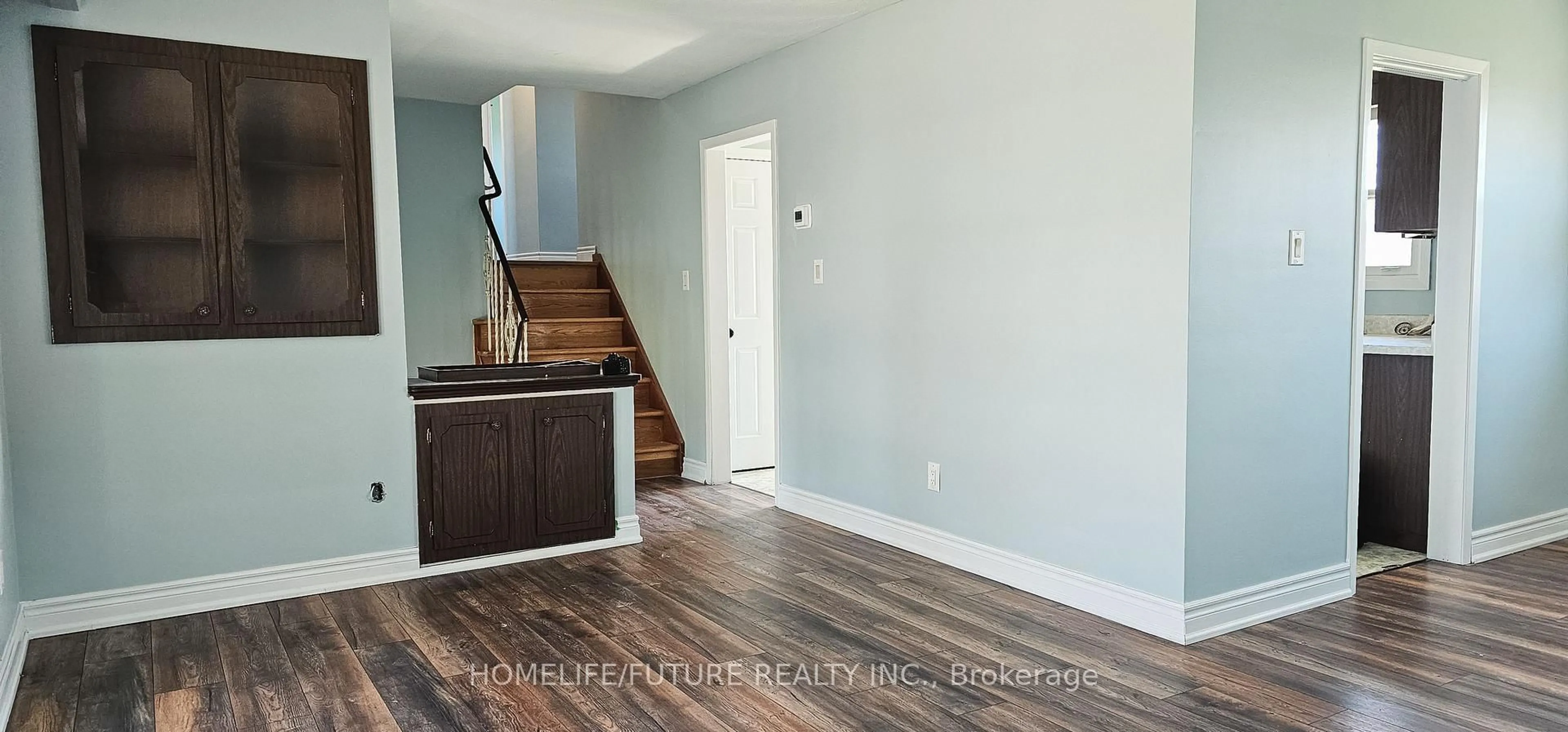 Unknown for 437 Moira St, Belleville Ontario K8N 4Z2