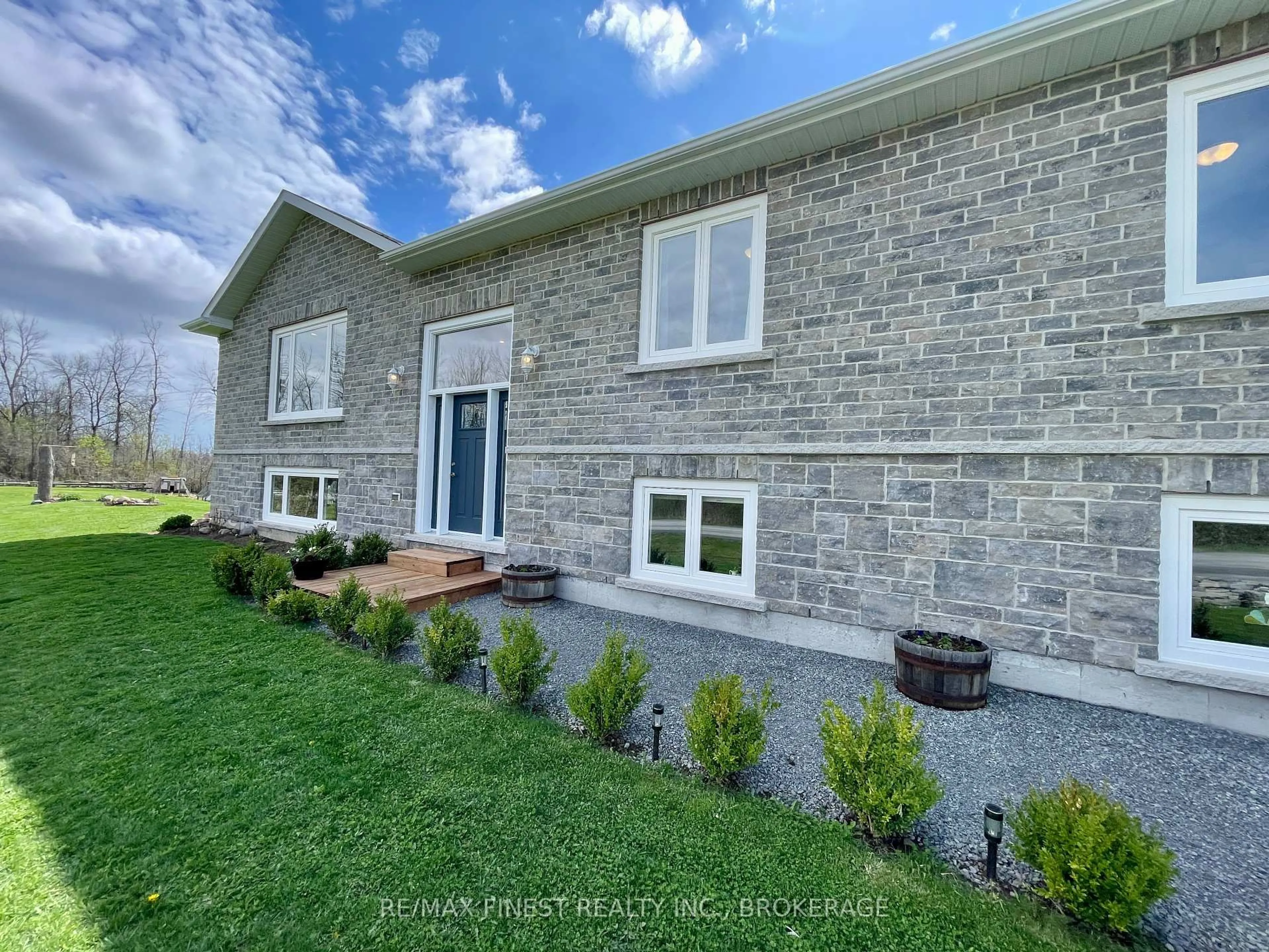 Home with brick exterior material, building for 892 Irish Rd, Bissett Creek Ontario K0H 2H0