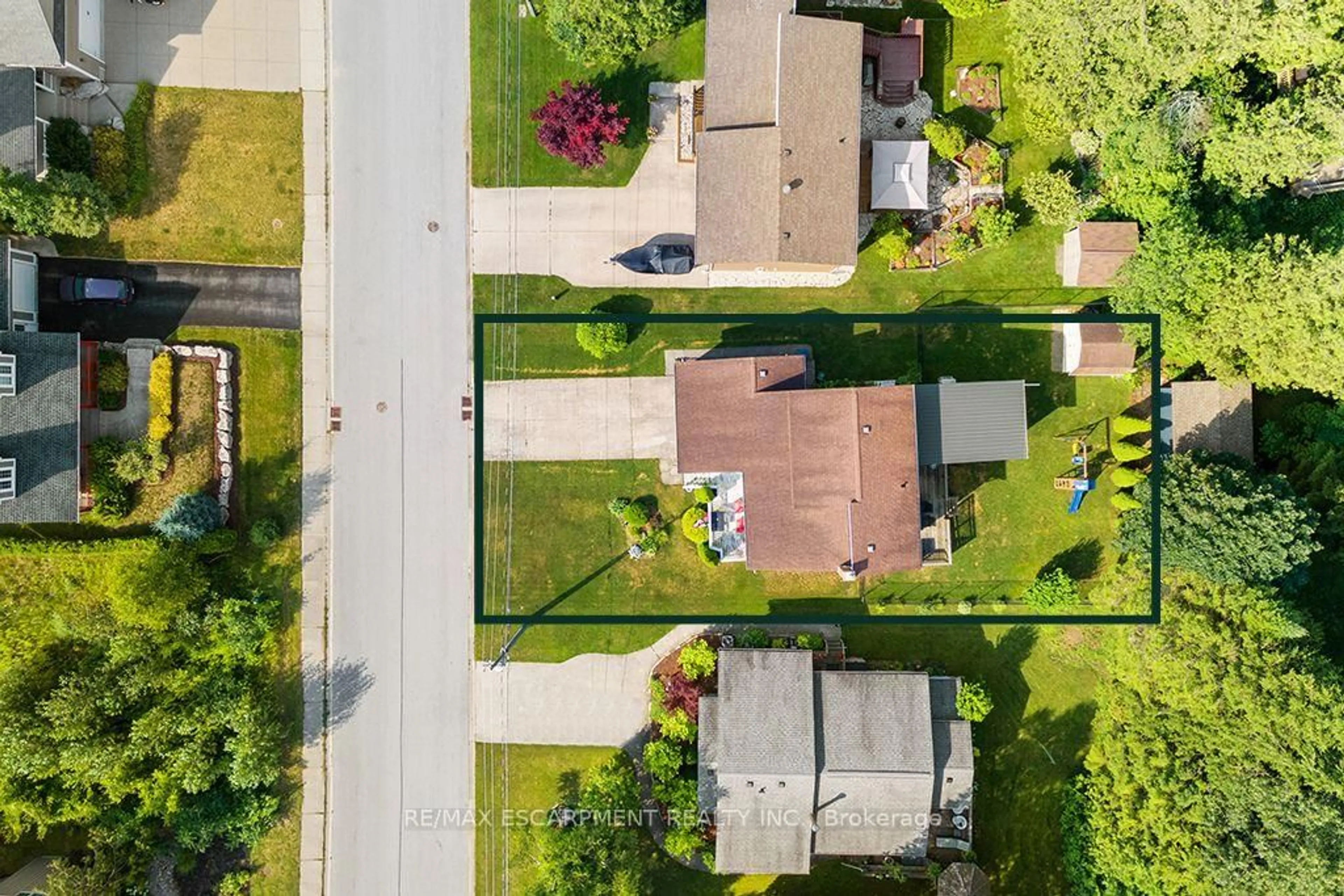 A pic from outside/outdoor area/front of a property/back of a property/a pic from drone, street for 310 Albert St, Saugeen Shores Ontario N0H 2L0