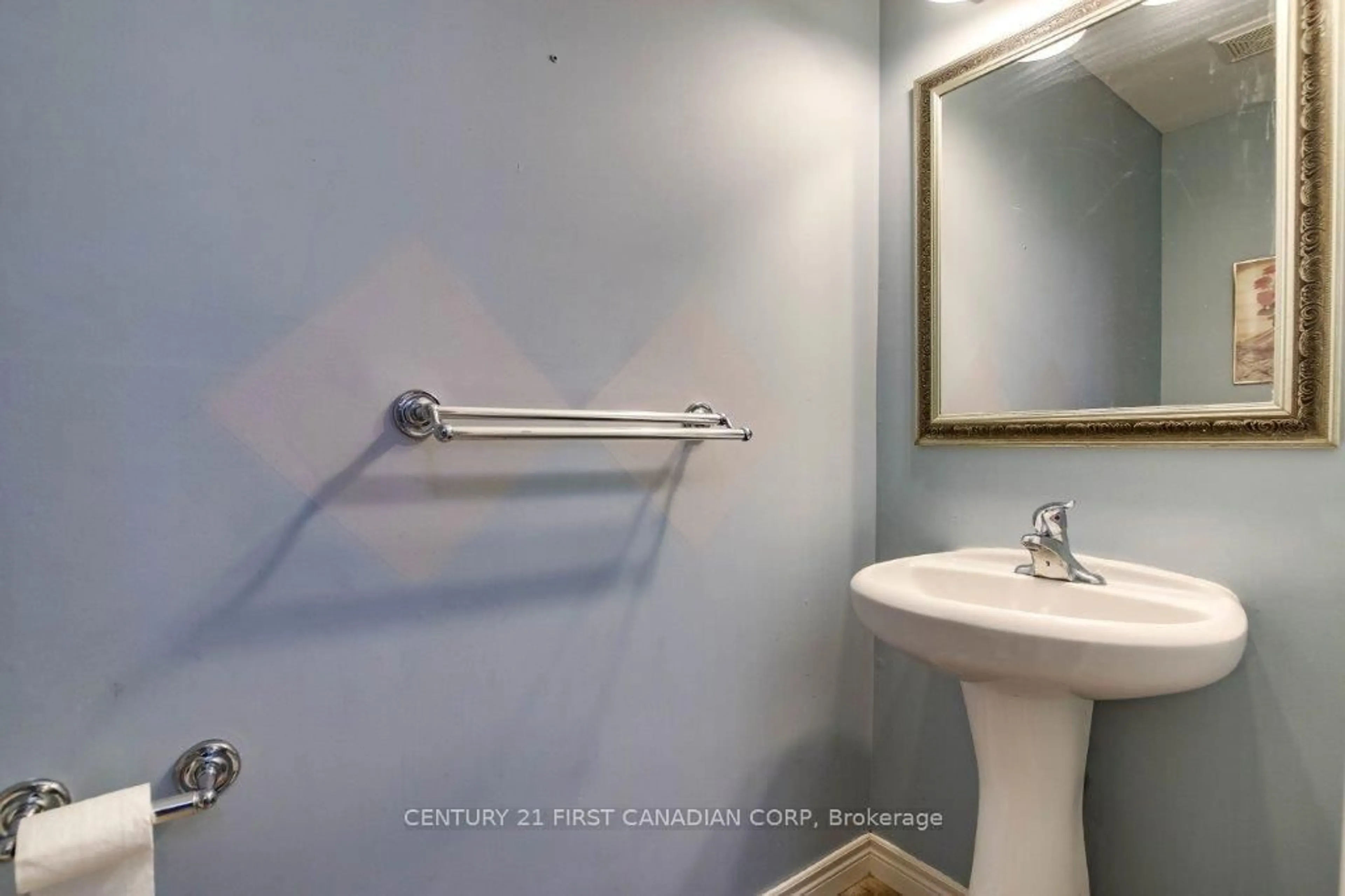 Standard bathroom, ceramic/tile floor for 1678 BLACKMAPLE Cres, London East Ontario N5Y 6L6