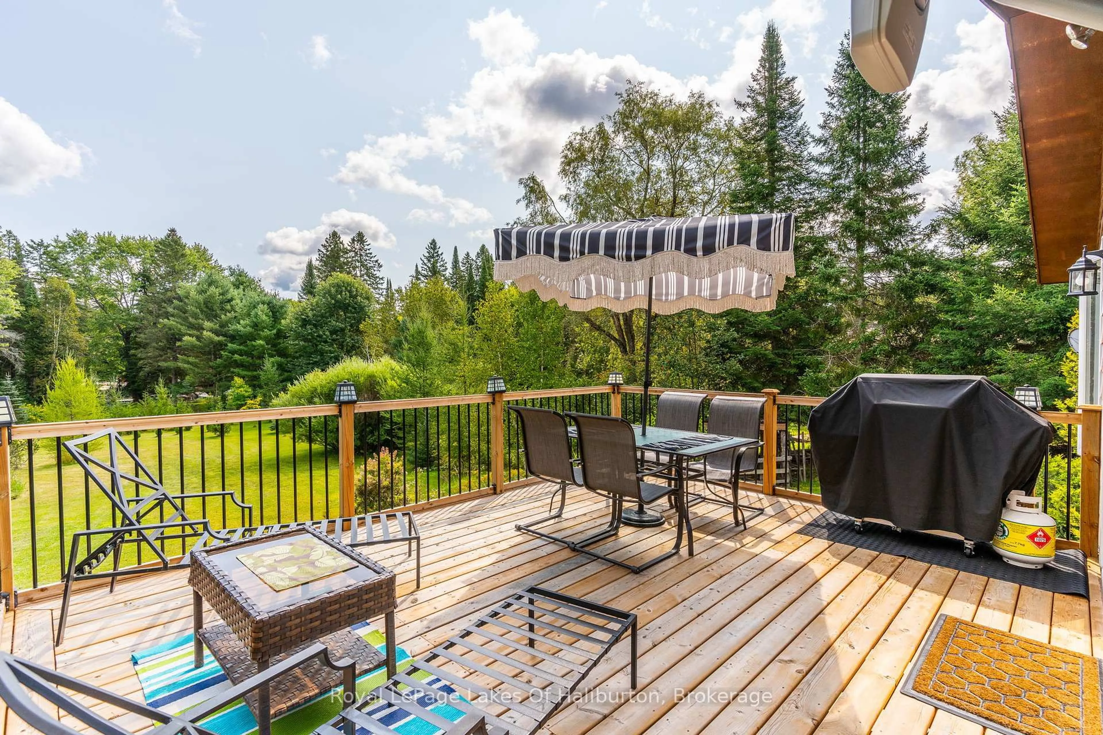 Patio, water/lake/river/ocean view for 1117 MISTIVALE Rd, Minden Hills Ontario K0M 2K0
