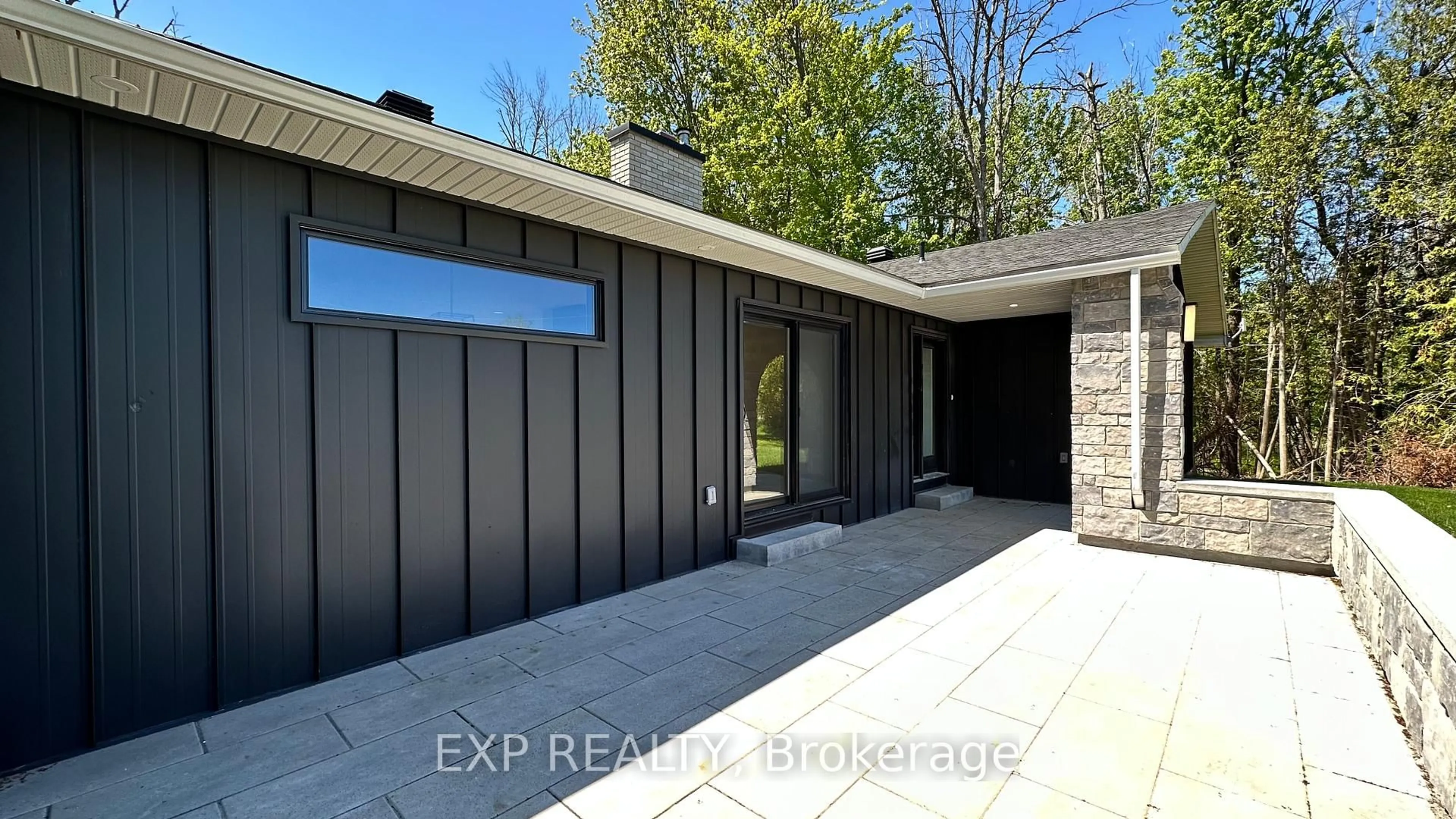 Unknown for 121 WAGON Dr, Ottawa Ontario K0A 1T0