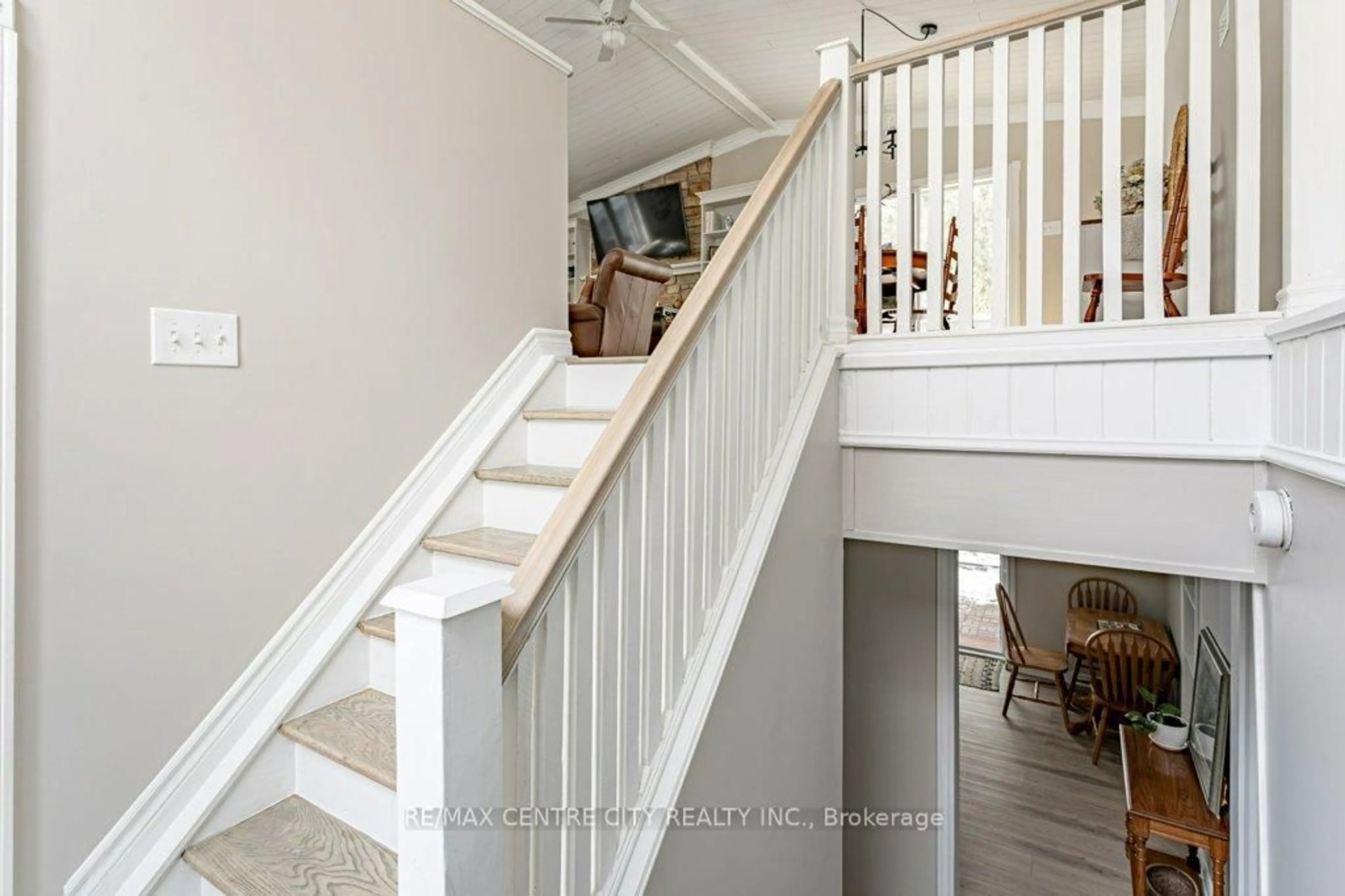 Unknown for 10161 Andrea St, Lambton Shores Ontario N0M 2L0