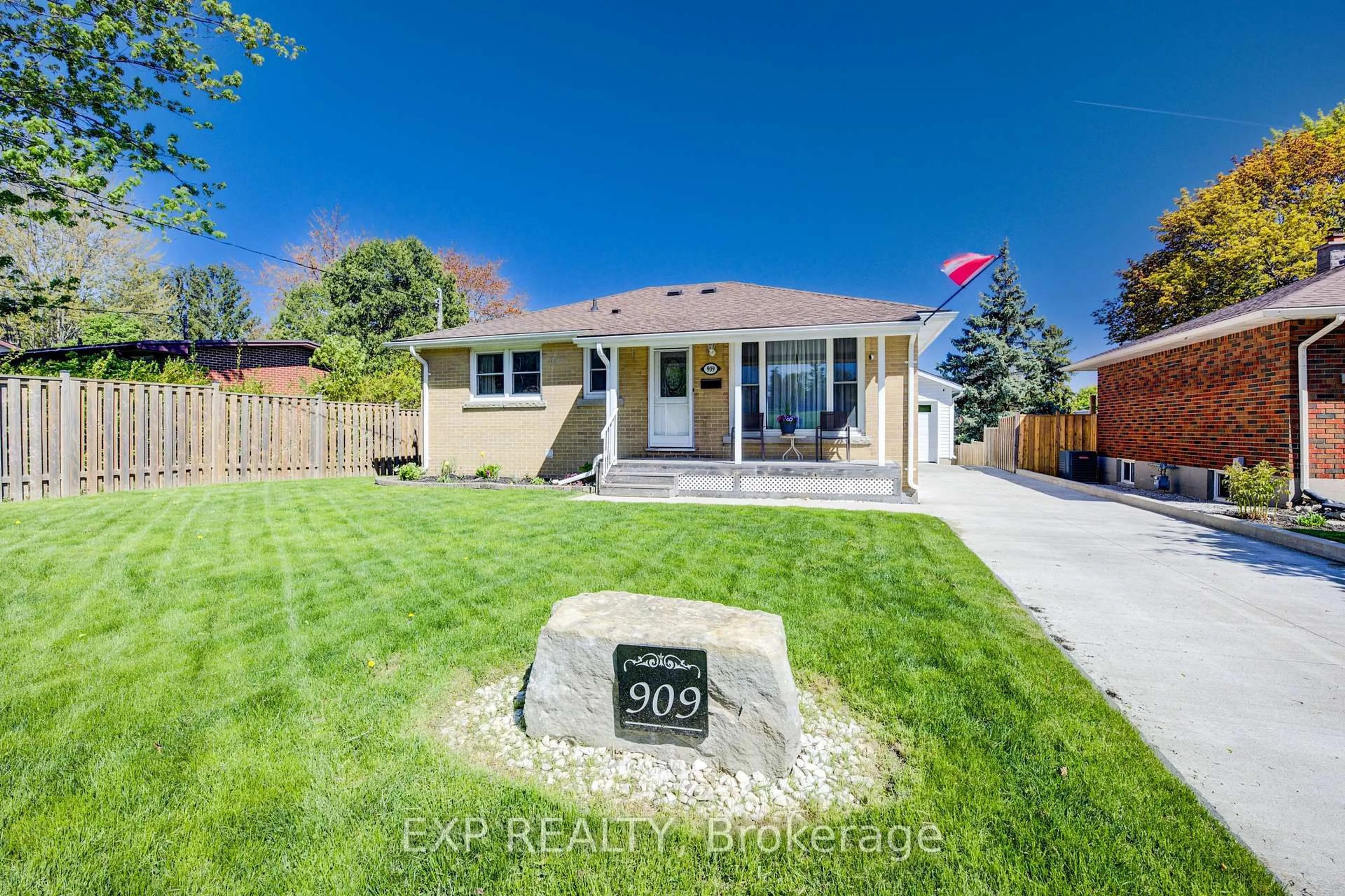 Home with brick exterior material, street for 909 Cromwell St, Woodstock Ontario N4S 5B4
