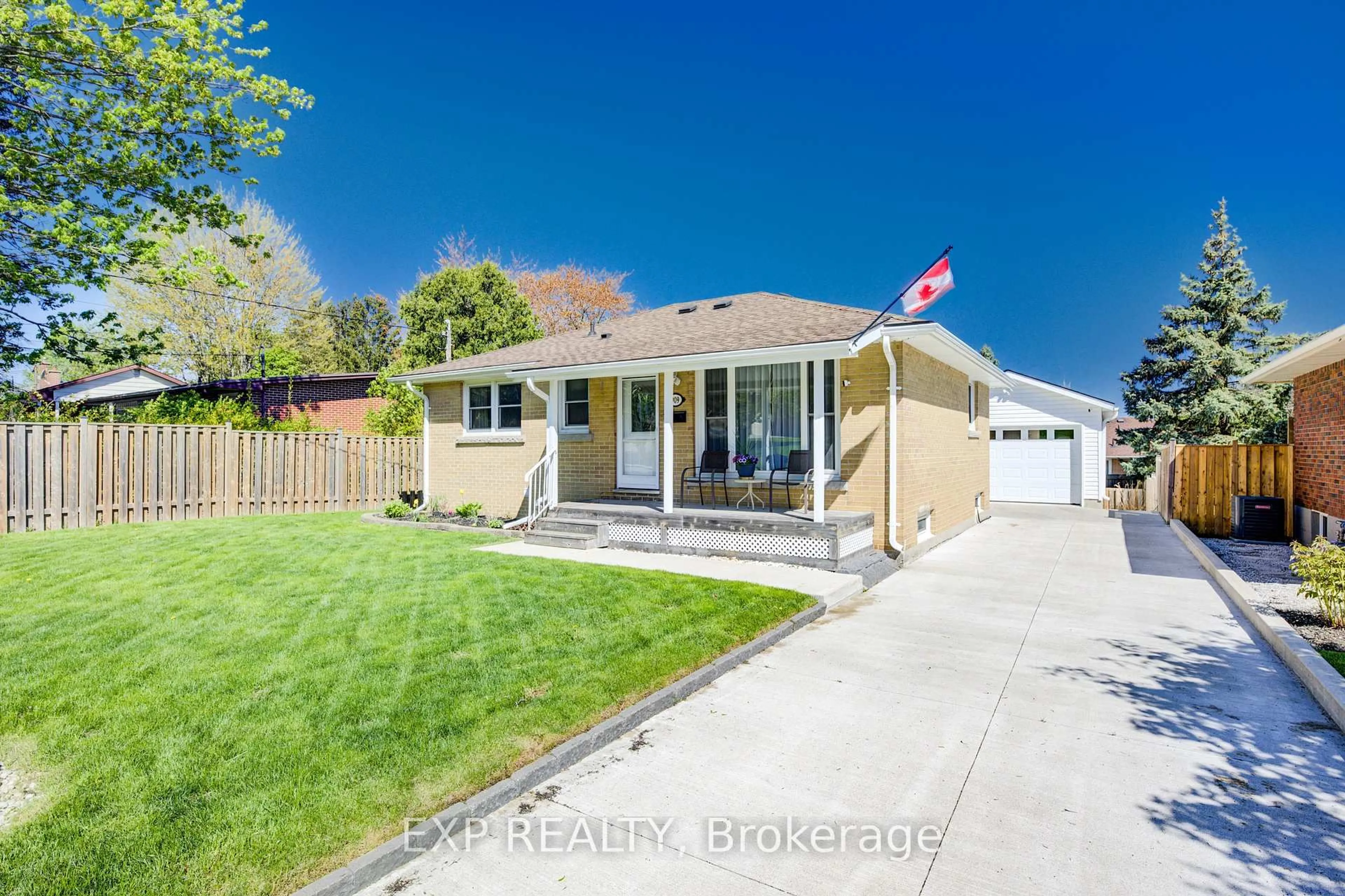 Unknown for 909 Cromwell St, Woodstock Ontario N4S 5B4