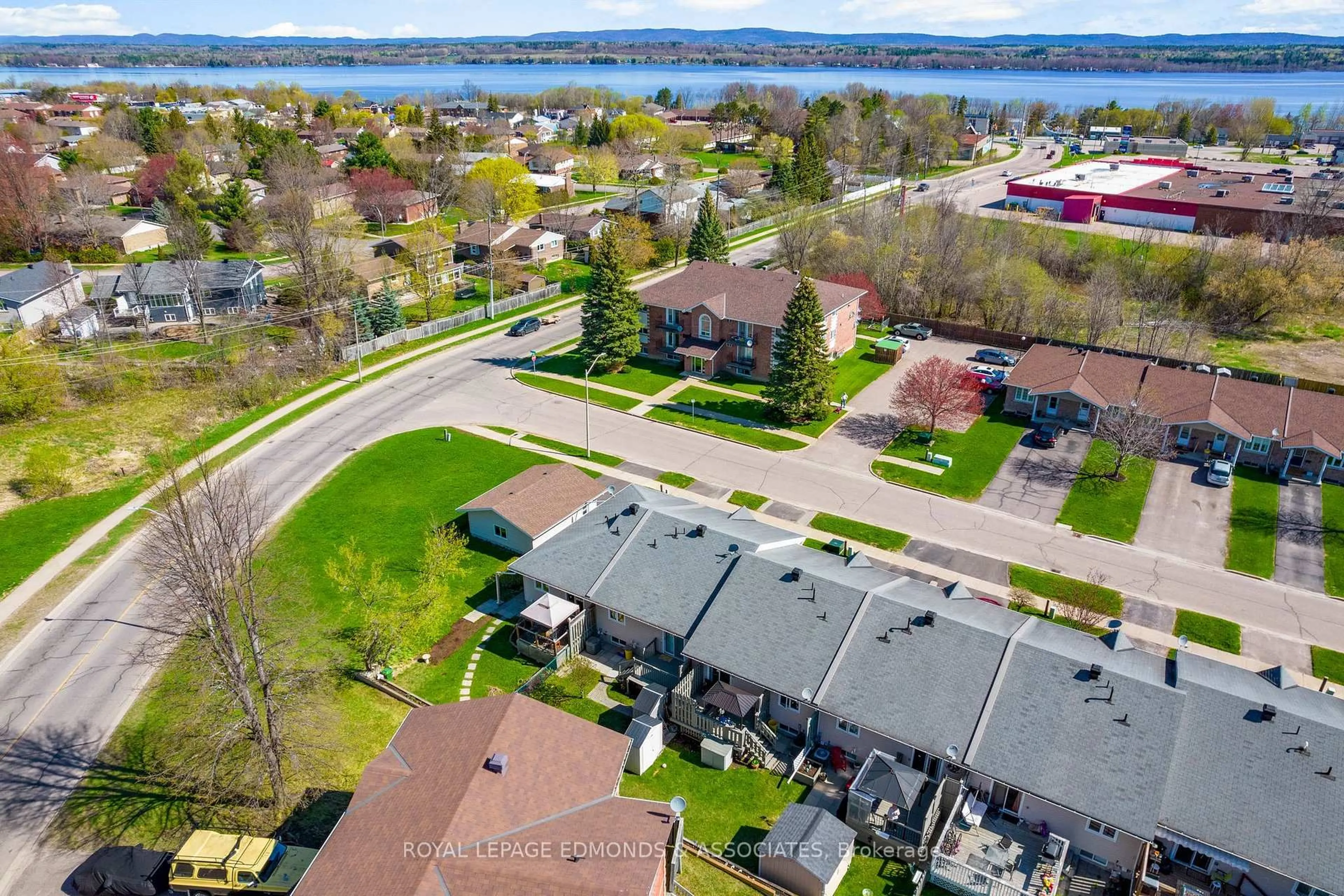 A pic from outside/outdoor area/front of a property/back of a property/a pic from drone, water/lake/river/ocean view for 310 Matheson Dr, Pembroke Ontario K8A 8M2