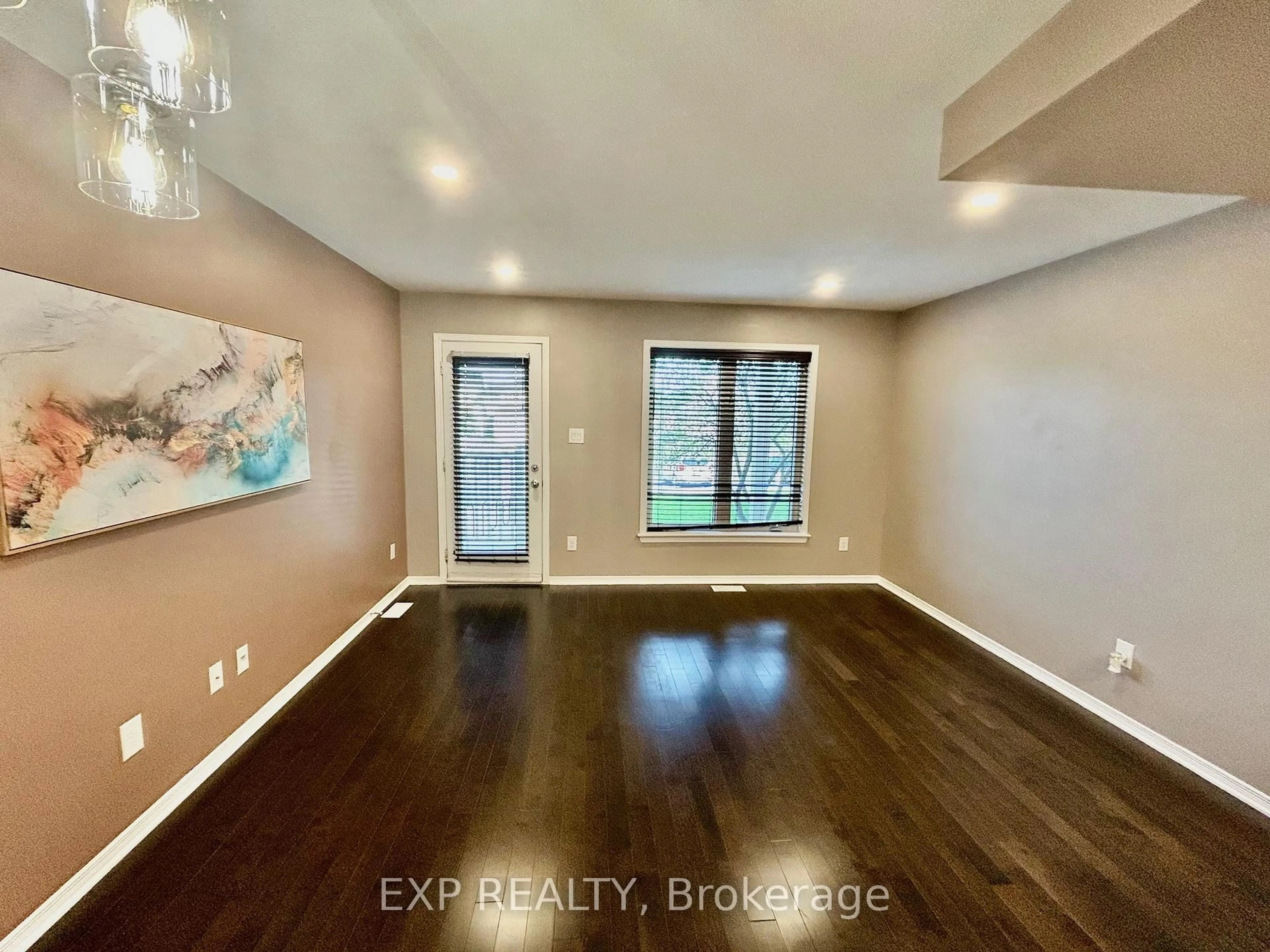 A pic of a room for 208 Shanly Private, Ottawa Ontario K2J 5X6