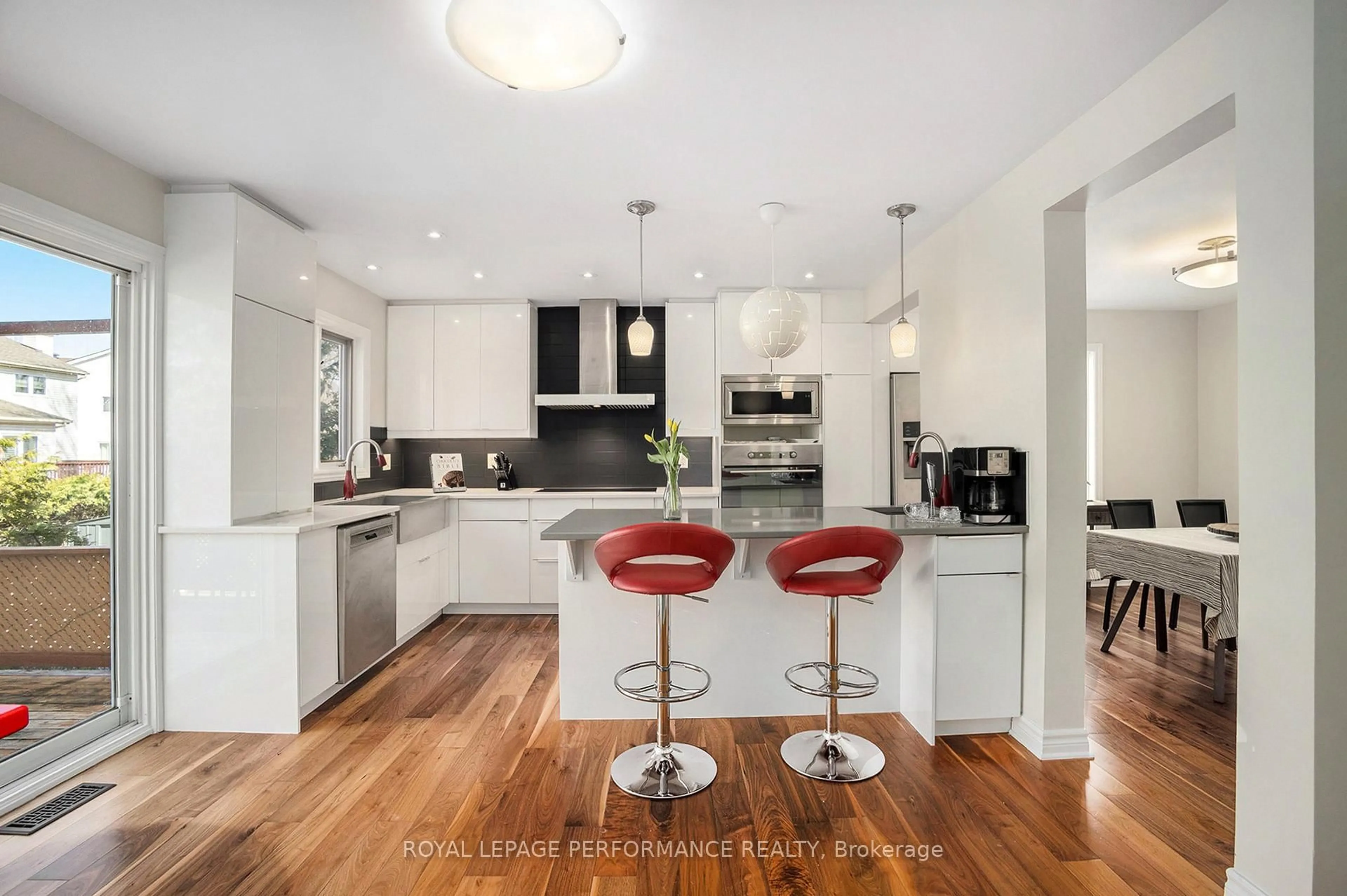 Contemporary kitchen, unknown for 56 Ipswich Terr, Ottawa Ontario K2K 2R3