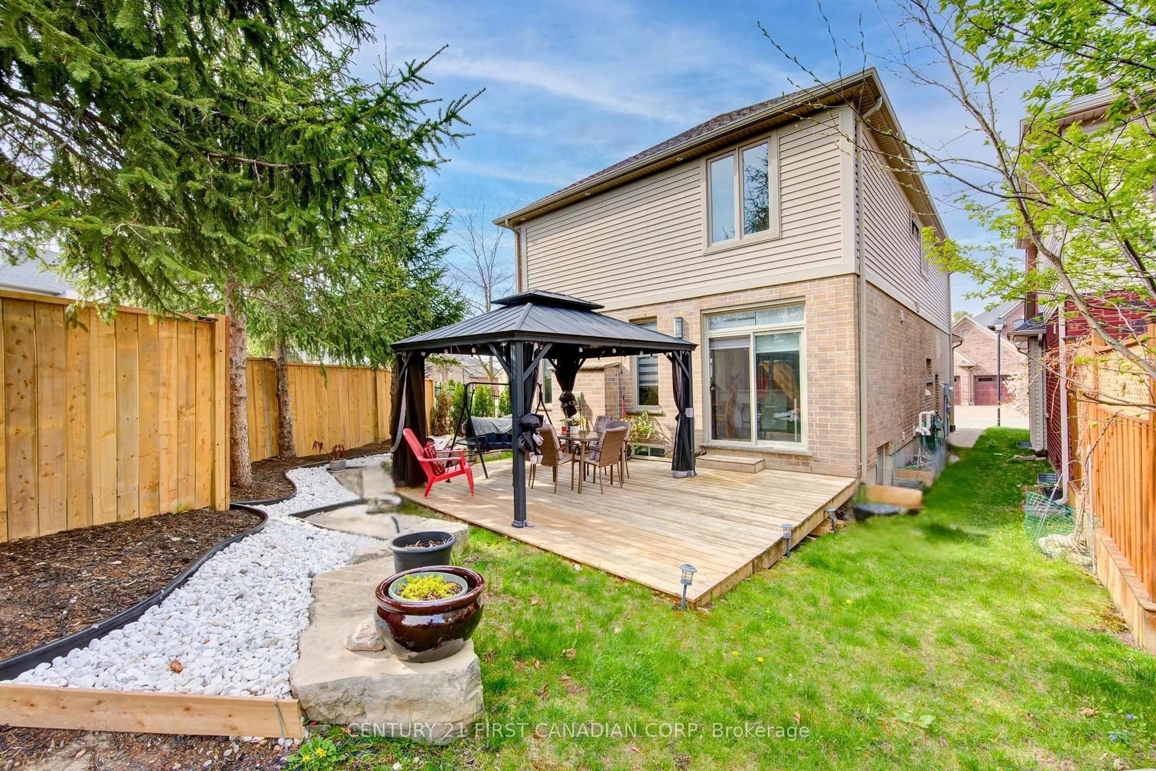Patio, street for 515 Skyline Ave #42, London North Ontario N5X 4L2