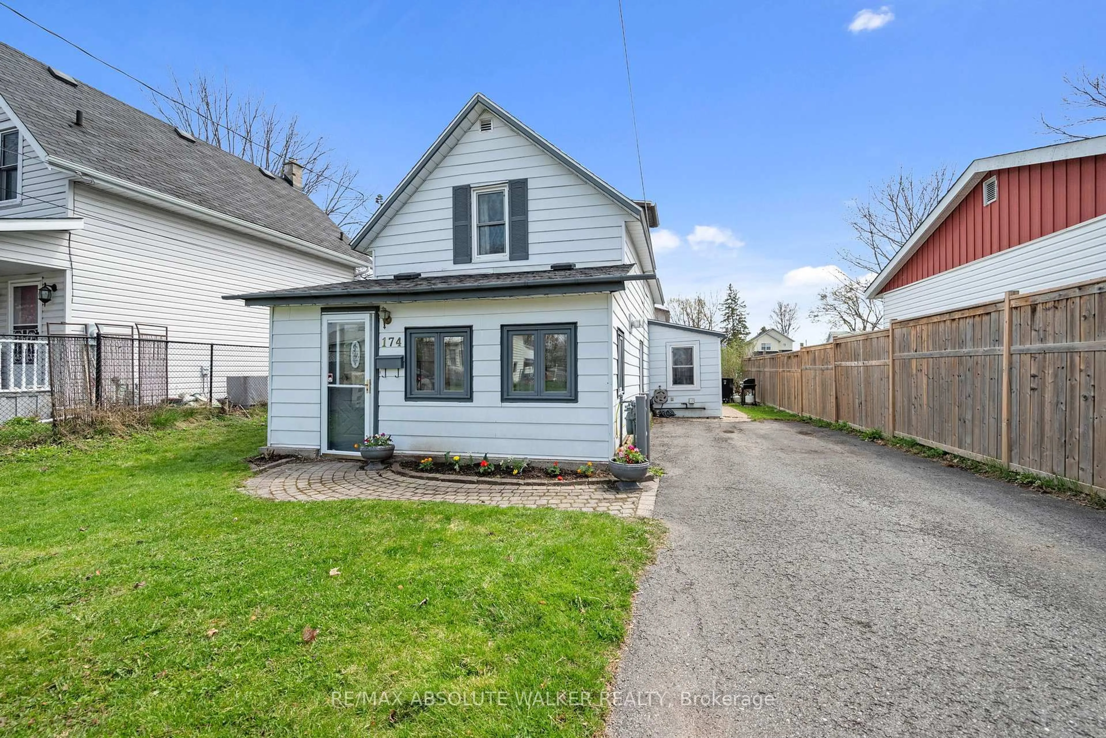 Unknown for 174 Munro St, Carleton Place Ontario K7C 1H1