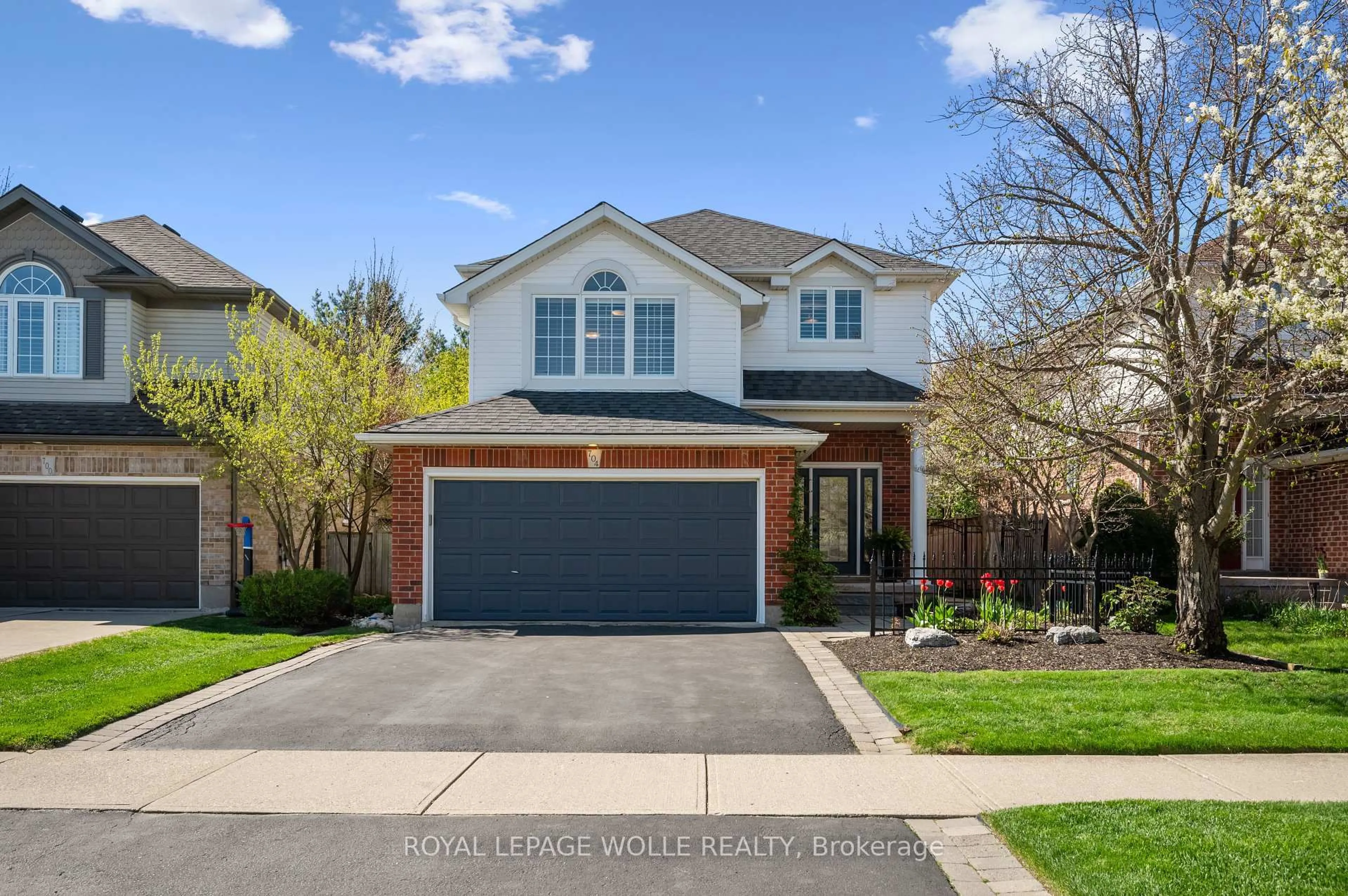 Home with brick exterior material, street for 704 Bonavista Dr, Waterloo Ontario N2K 4E9