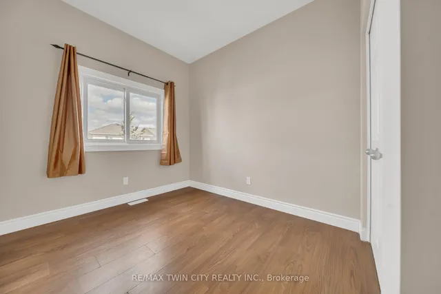 Additional property image - 124 Donnenwerth Dr