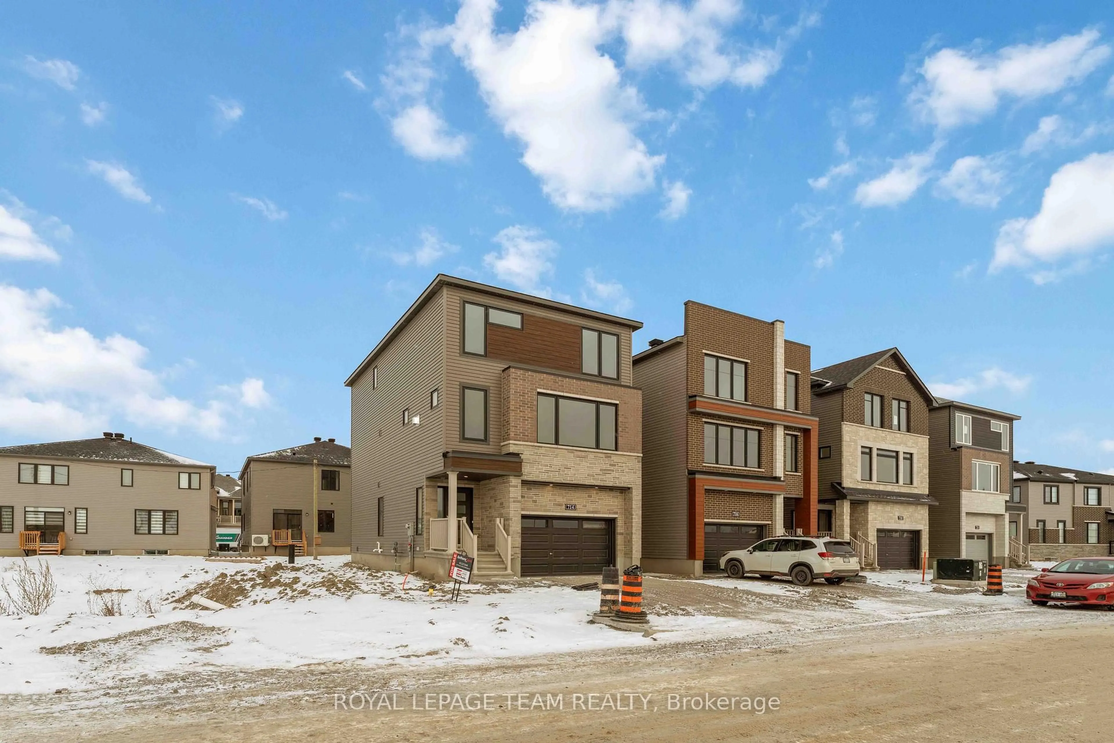 Unknown for 714 Jennie Trout Terr, Kanata Ontario K2W 0M5