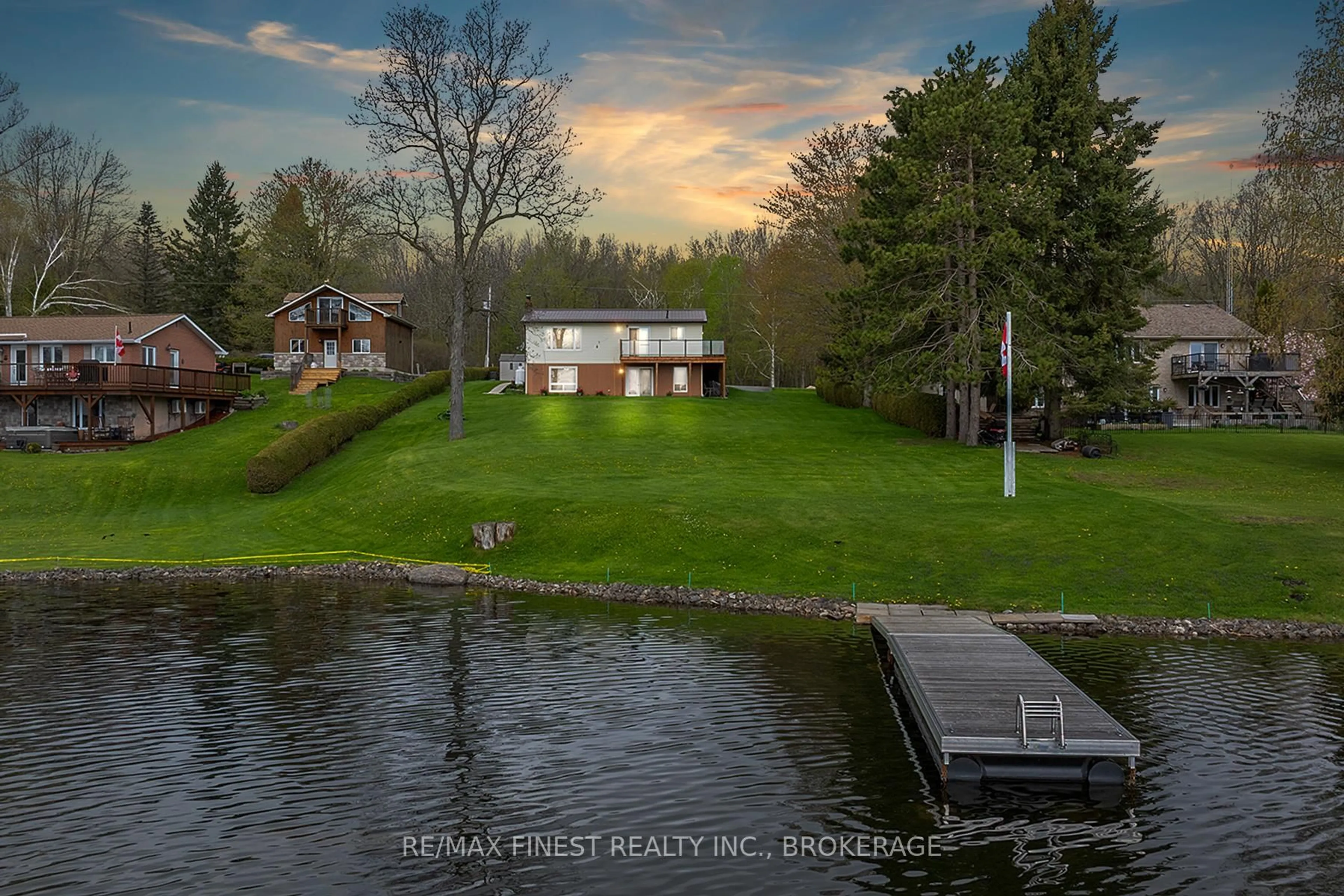 A pic from outside/outdoor area/front of a property/back of a property/a pic from drone, water/lake/river/ocean view for 5352 RIDEAU Rd, Seeley's Bay Ontario K0H 2N0