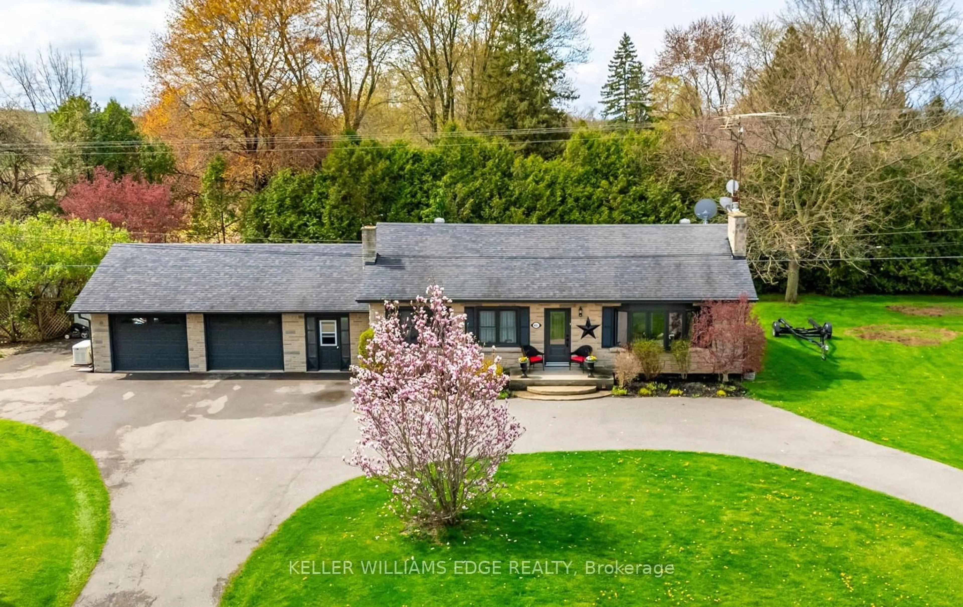 A pic from outside/outdoor area/front of a property/back of a property/a pic from drone, street for 681 8 Highway, Hamilton Ontario L0R 1X0